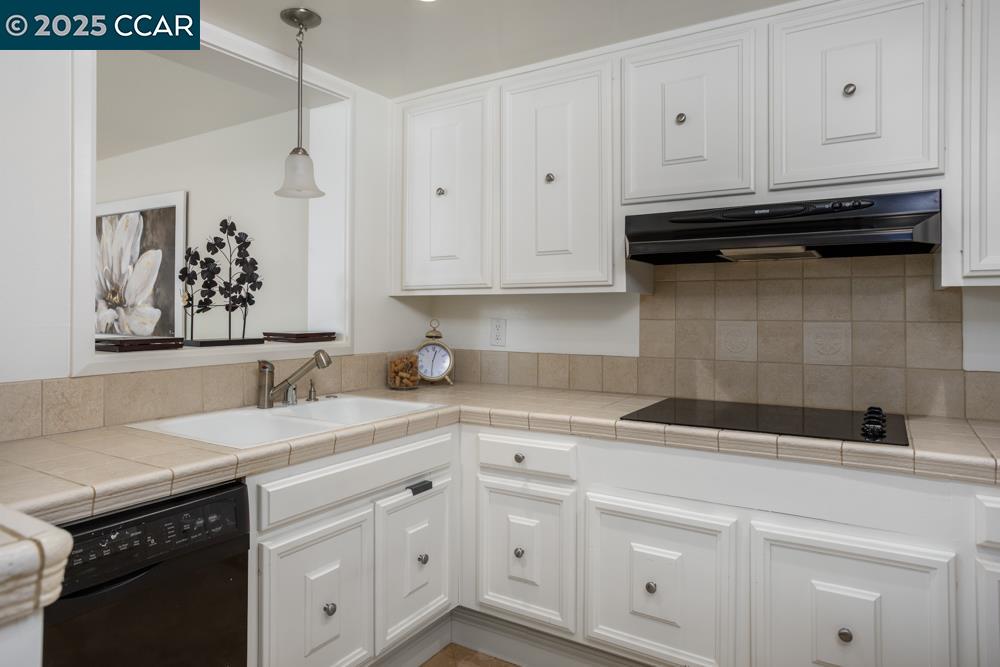 Photo #9: 41102366 Listing: Photo #9