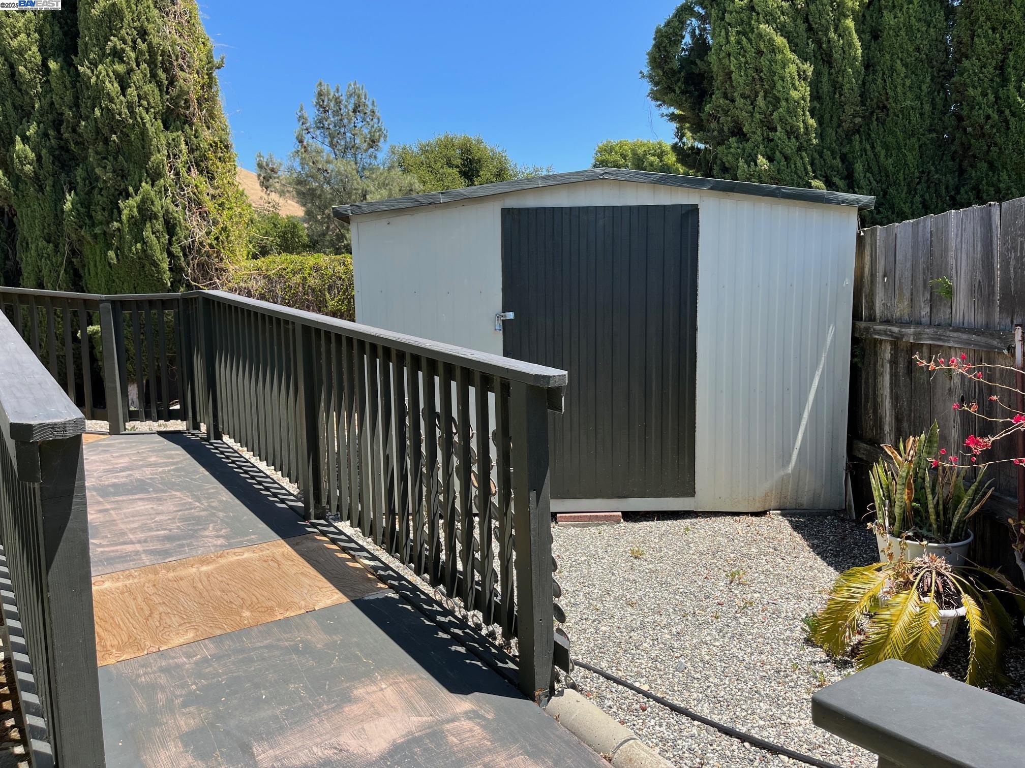 Detail Gallery Image 23 of 29 For 711 Old Canyon Rd. #6,  Fremont,  CA 94536 - 2 Beds | 2 Baths