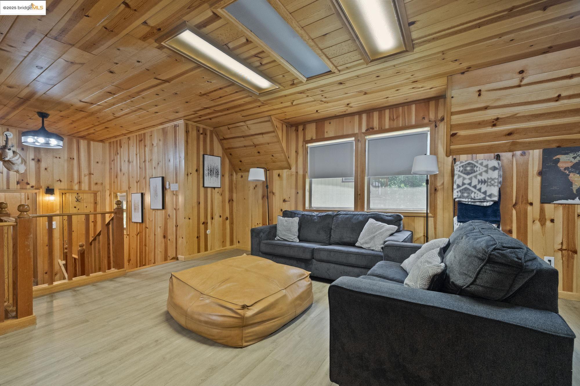 Detail Gallery Image 17 of 49 For 27066 Summerhill Dr, Strawberry,  CA 95375 - 4 Beds | 2 Baths