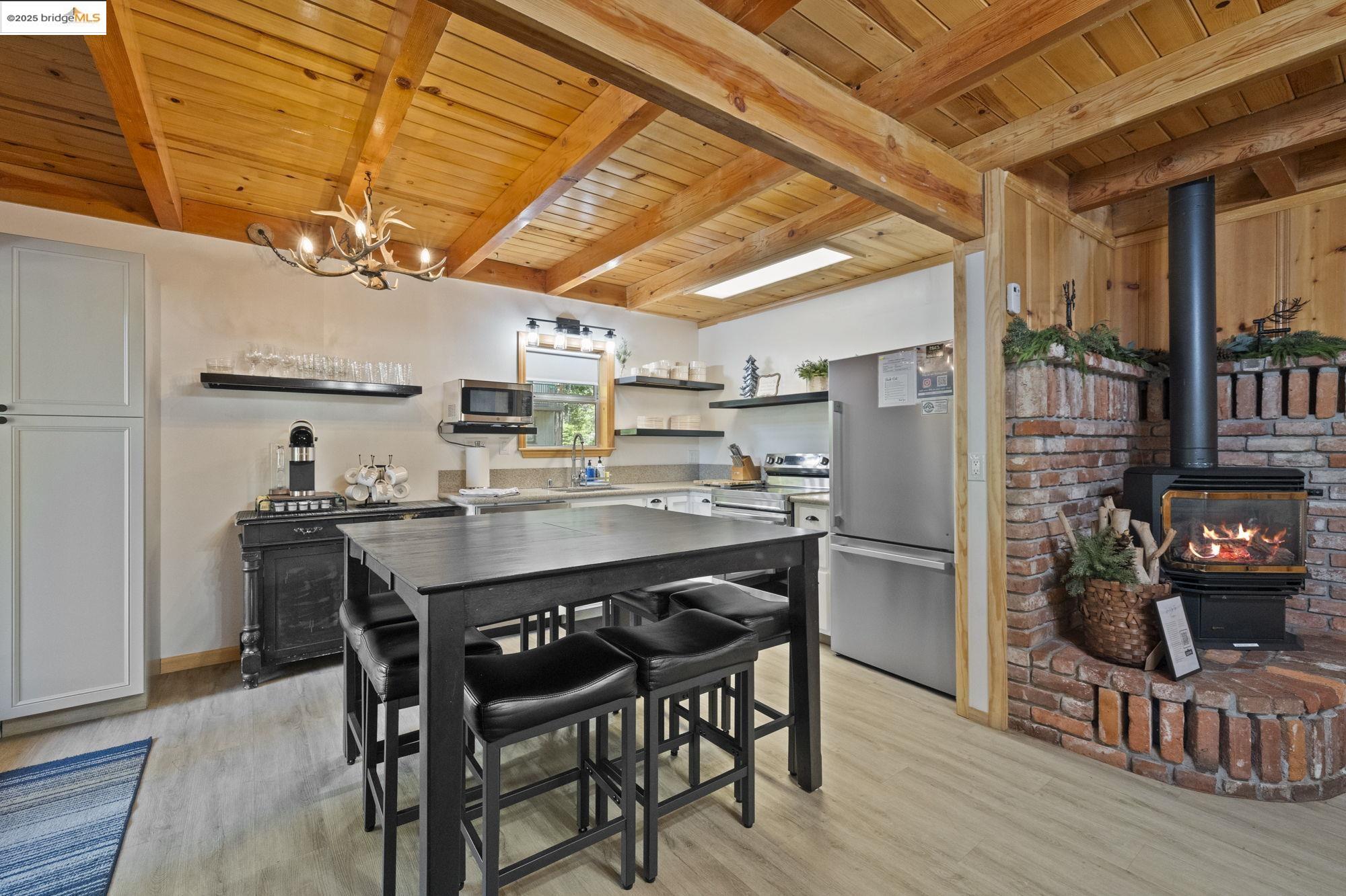Detail Gallery Image 25 of 49 For 27066 Summerhill Dr, Strawberry,  CA 95375 - 4 Beds | 2 Baths