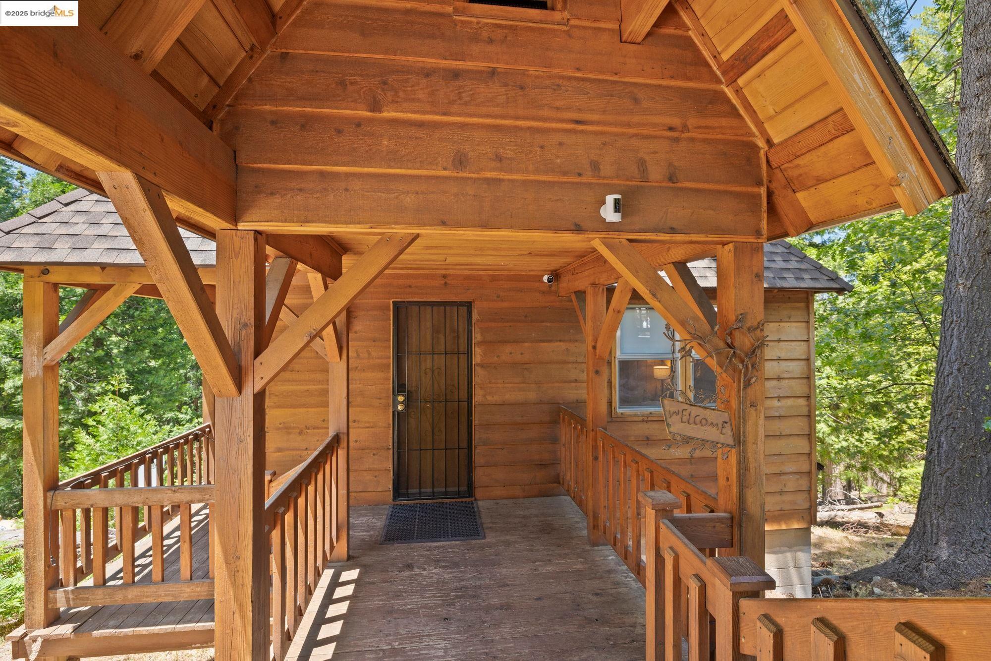 Detail Gallery Image 6 of 49 For 27066 Summerhill Dr, Strawberry,  CA 95375 - 4 Beds | 2 Baths