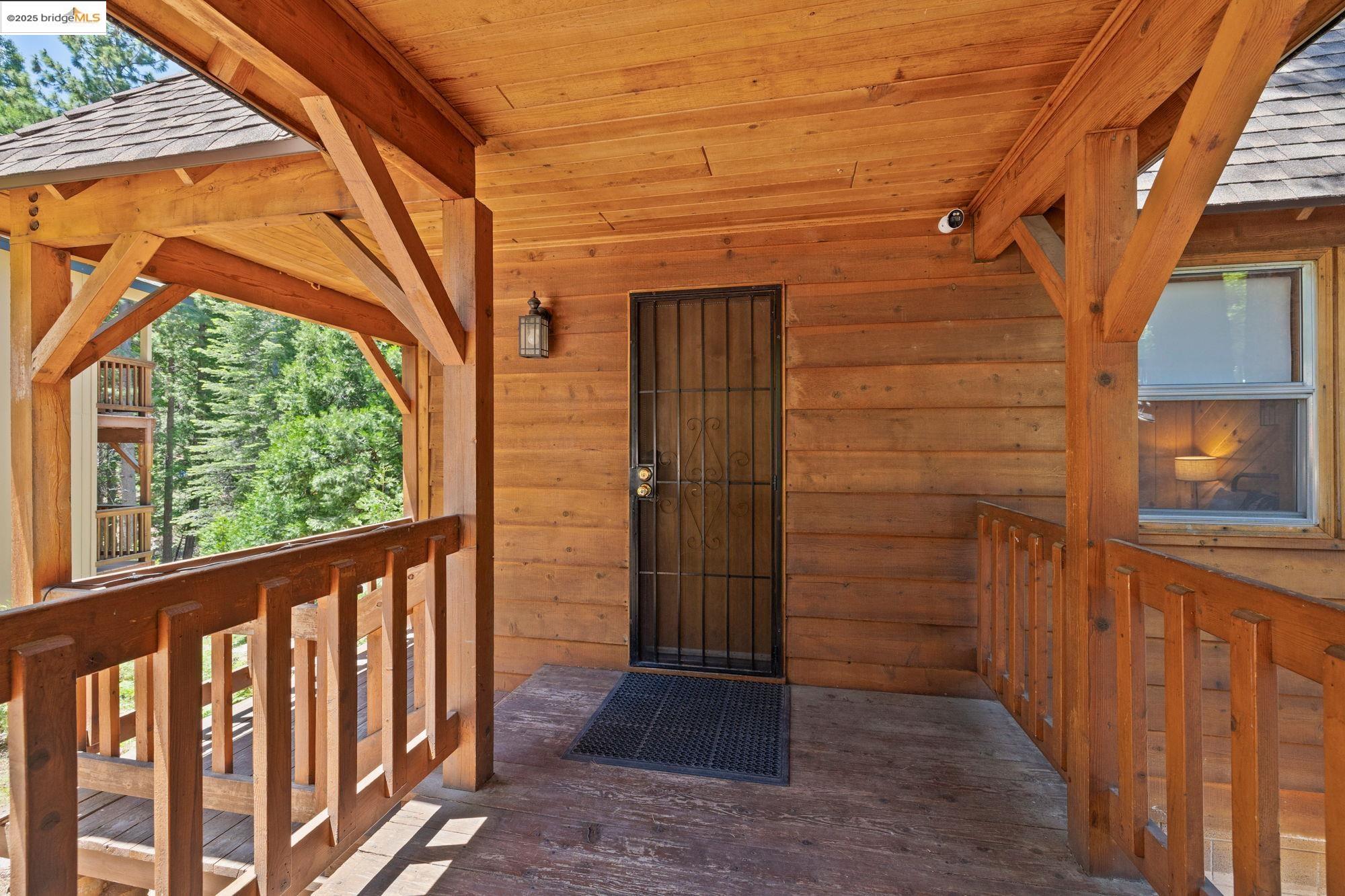Detail Gallery Image 8 of 49 For 27066 Summerhill Dr, Strawberry,  CA 95375 - 4 Beds | 2 Baths
