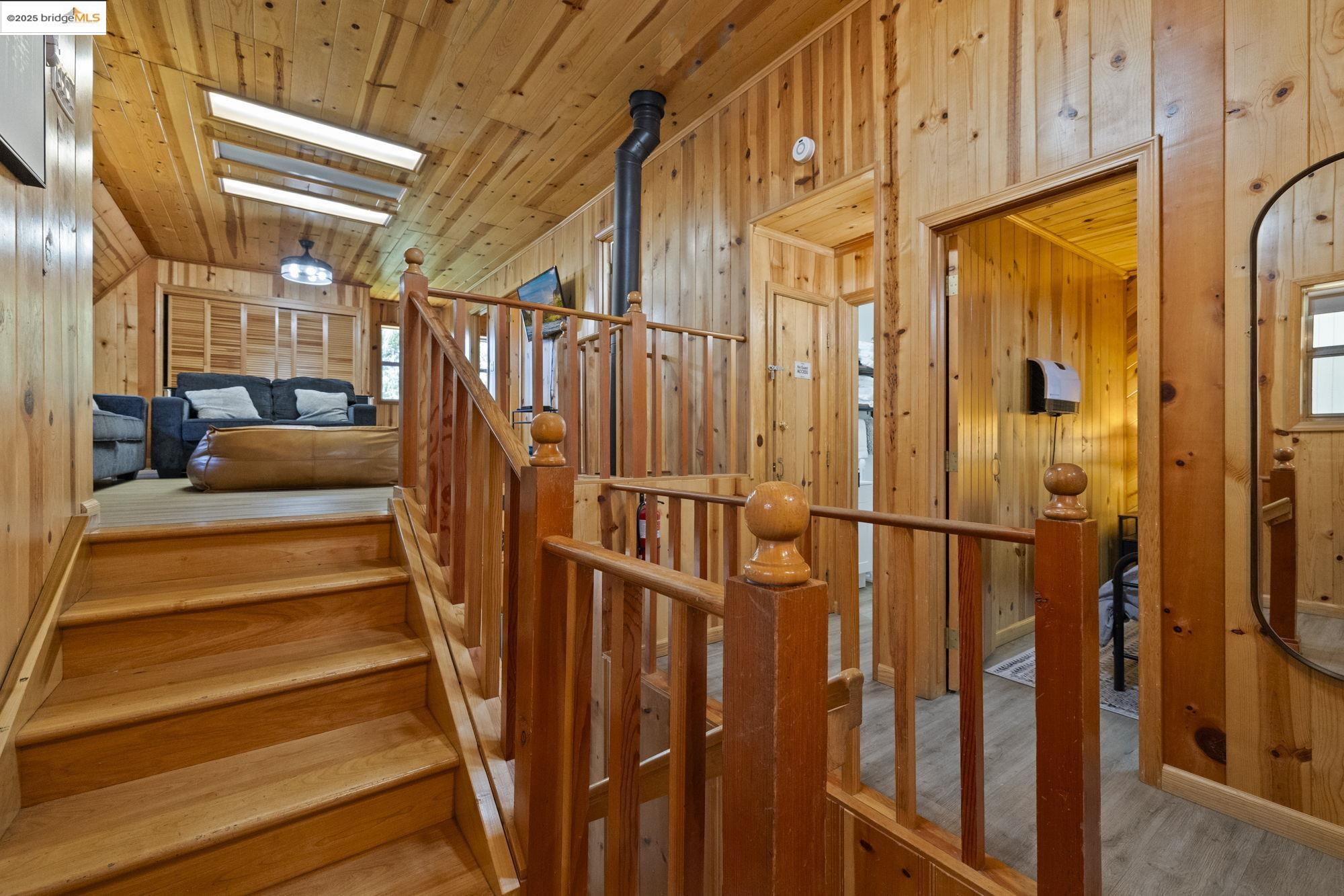 Detail Gallery Image 10 of 49 For 27066 Summerhill Dr, Strawberry,  CA 95375 - 4 Beds | 2 Baths
