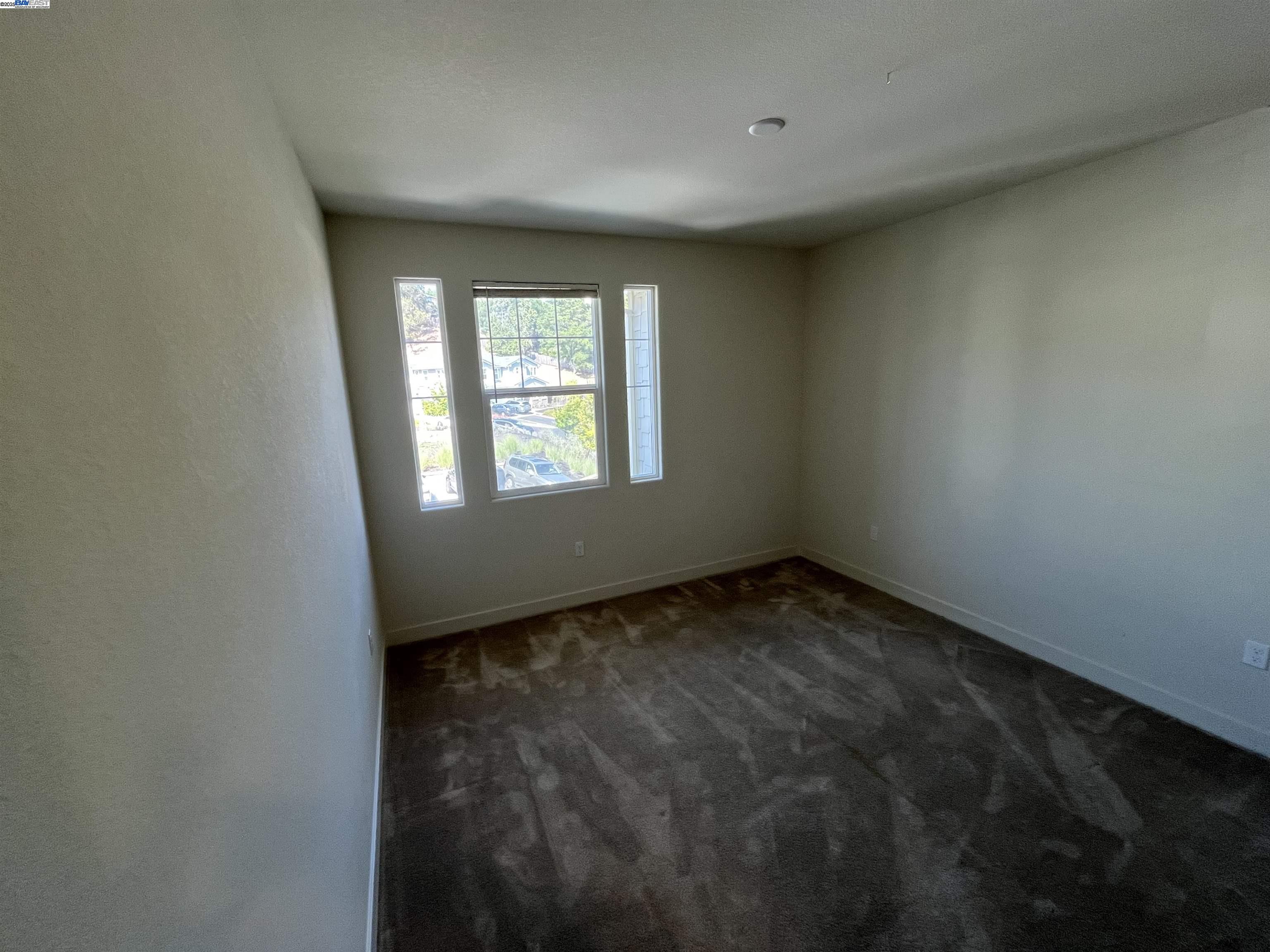 17659 Whisper Ln, Castro Valley, California 94546, 5 Bedrooms Bedrooms, 8 Rooms Rooms,3 BathroomsBathrooms,Residential Lease,For Rent,17659 Whisper Ln,41102370