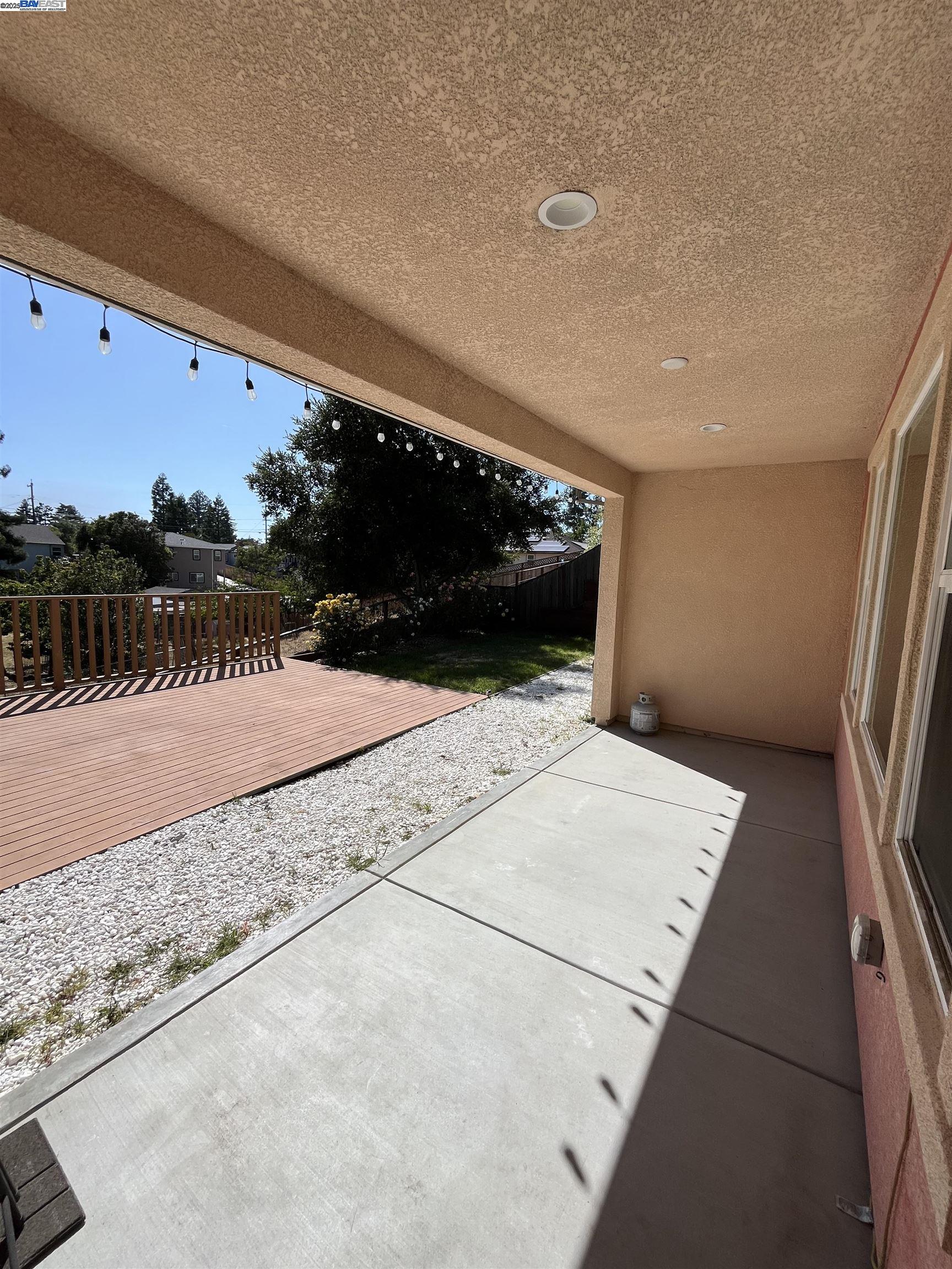 17659 Whisper Ln, Castro Valley, California 94546, 5 Bedrooms Bedrooms, 8 Rooms Rooms,3 BathroomsBathrooms,Residential Lease,For Rent,17659 Whisper Ln,41102370