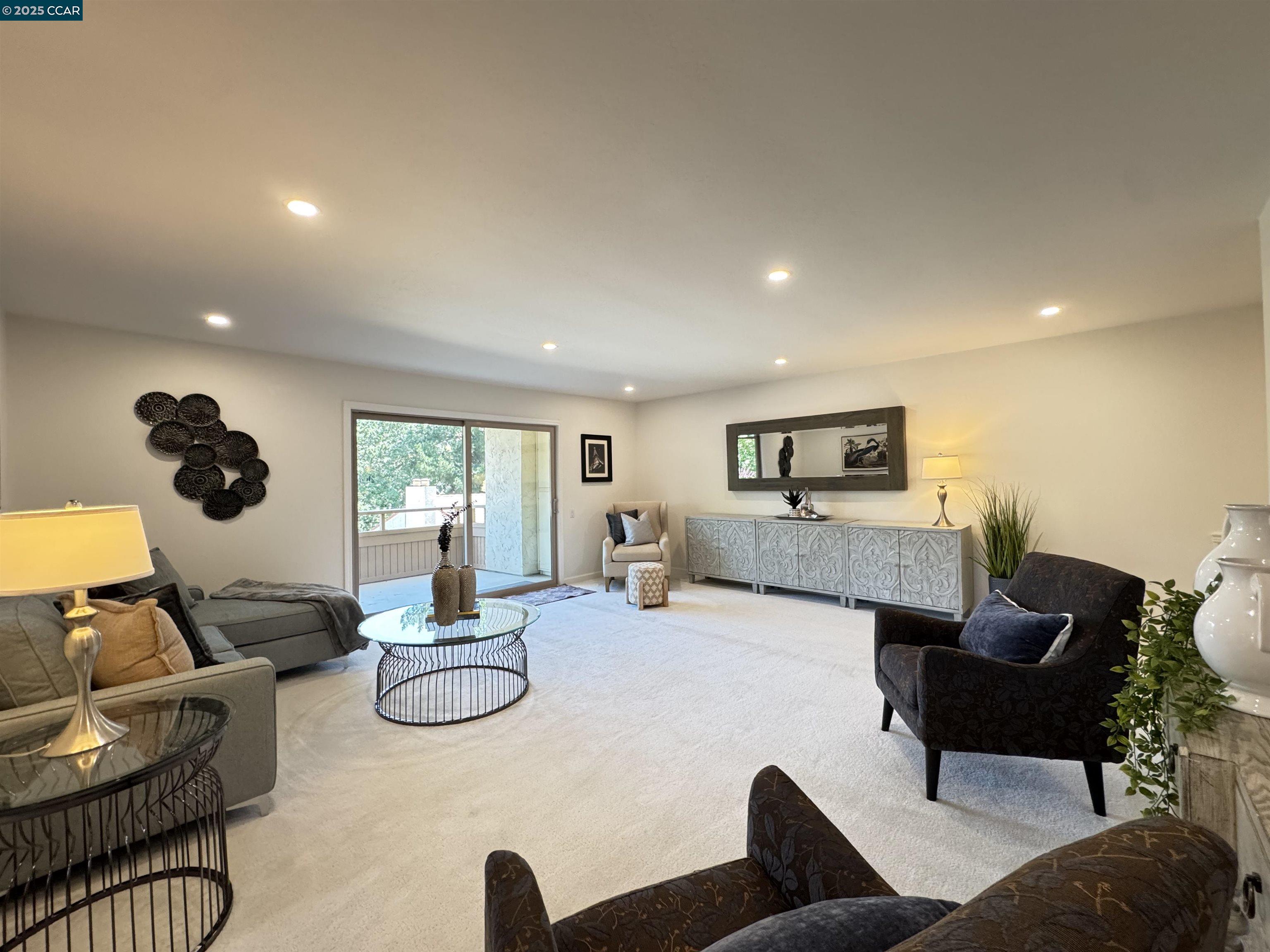 Photo #9: 41102371 Listing: Photo #9