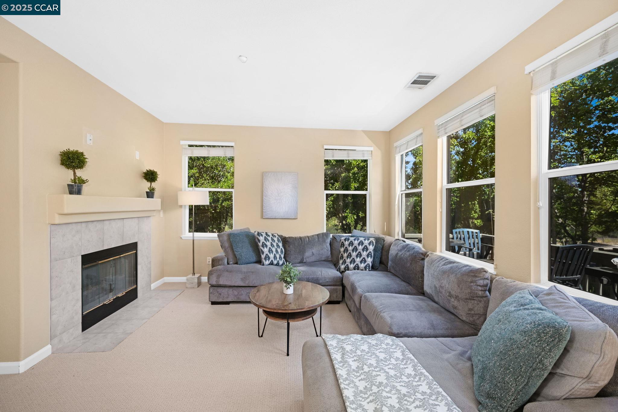 Photo #16: 41102372 Listing: Photo #16