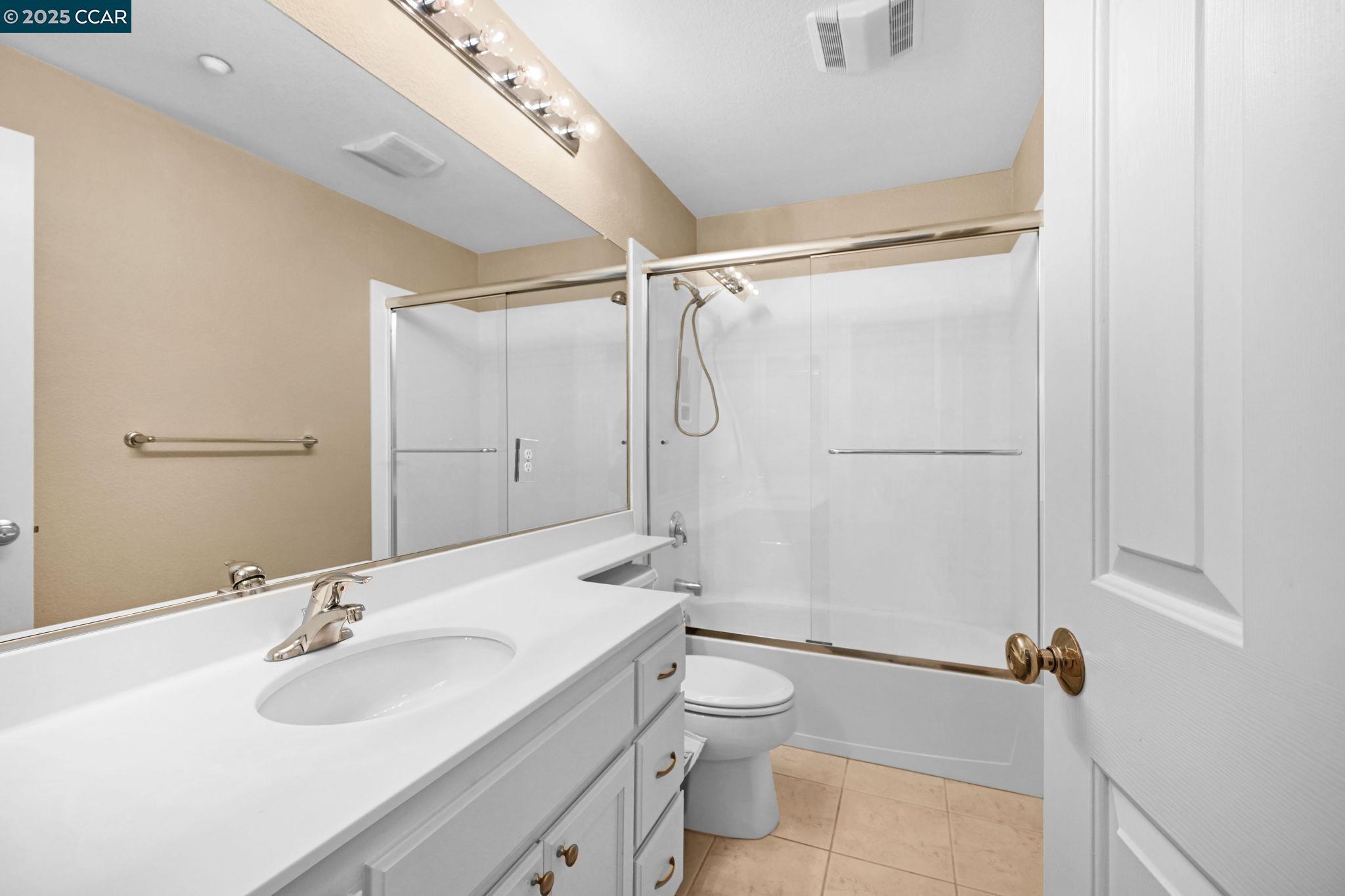 Photo #23: 41102372 Listing: Photo #23