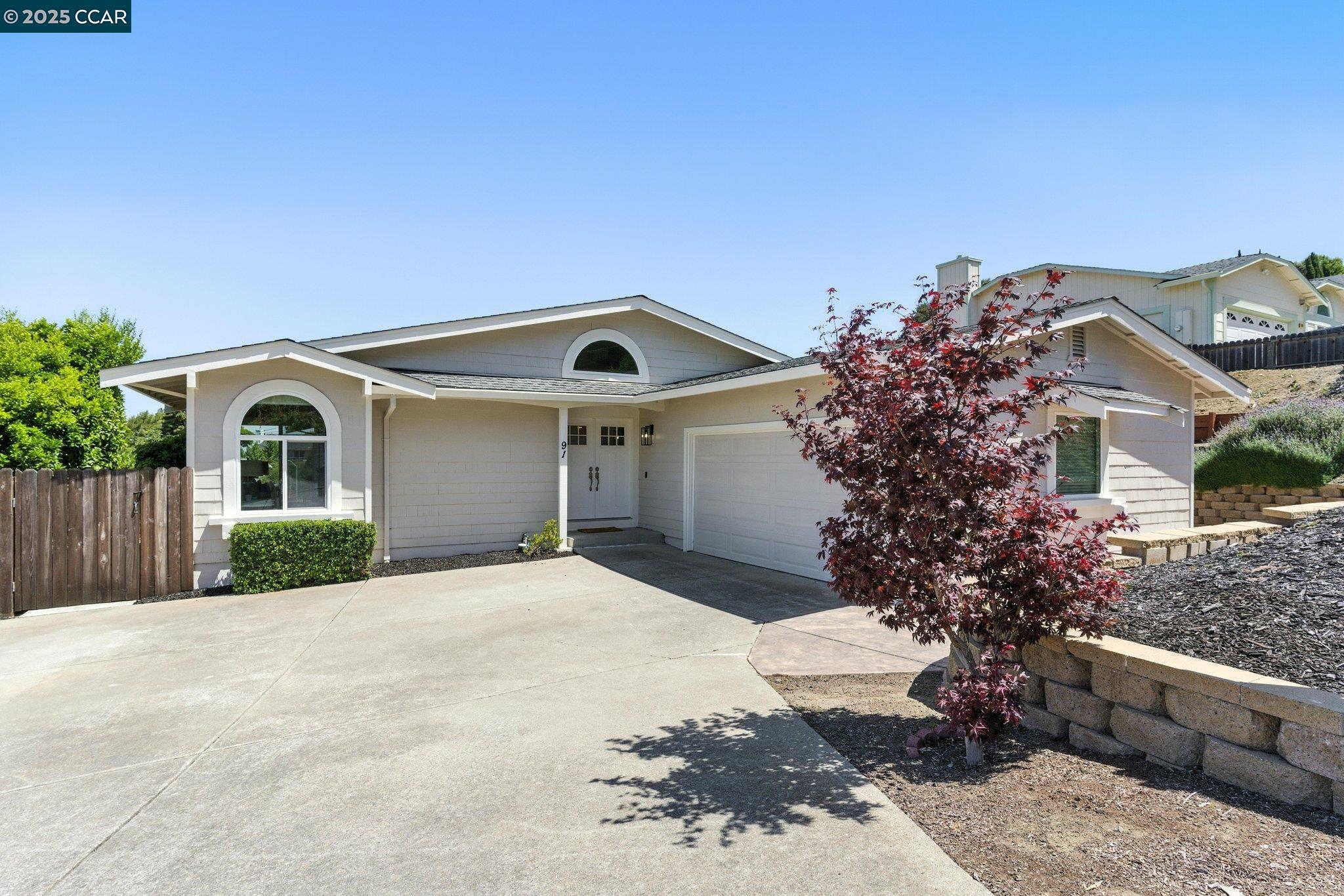 Detail Gallery Image 1 of 1 For 91 Rolph Park Dr, Crockett,  CA 94525 - 3 Beds | 2 Baths
