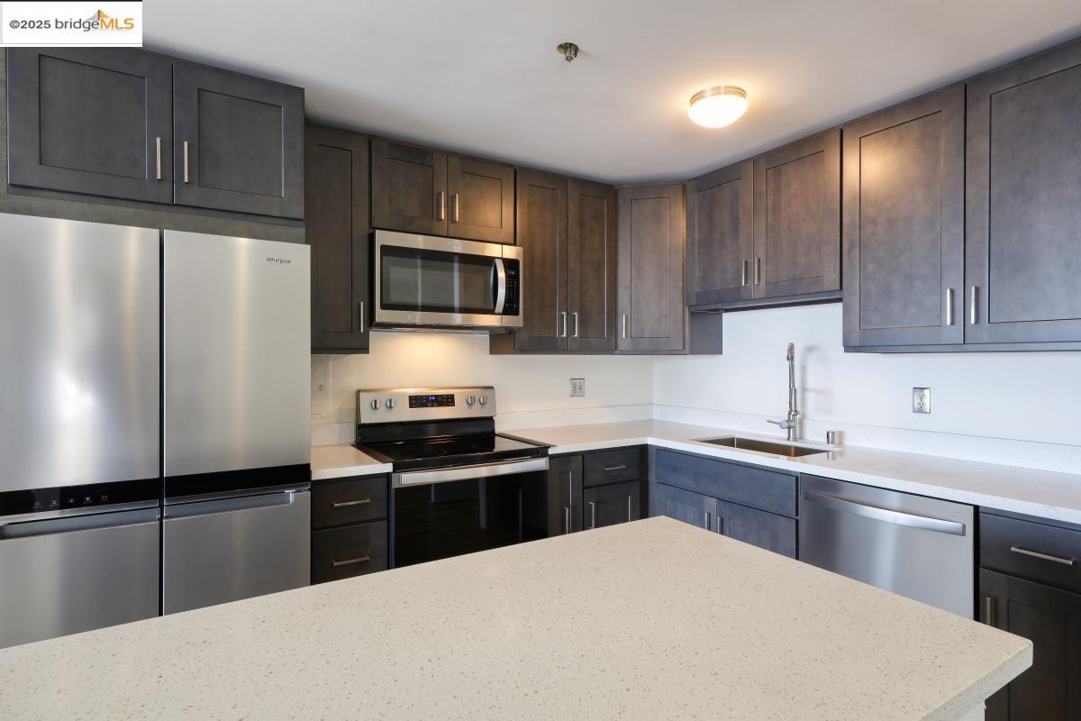 Photo #6: 41102379 Listing 