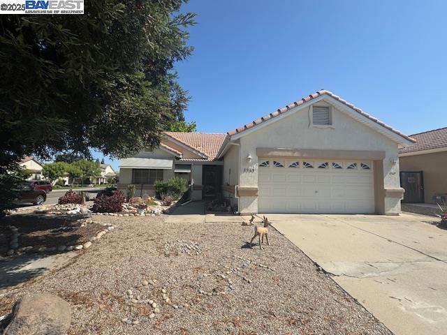 Detail Gallery Image 1 of 1 For 1969 Jamestown Dr, Lodi,  CA 95242 - 4 Beds | 2 Baths