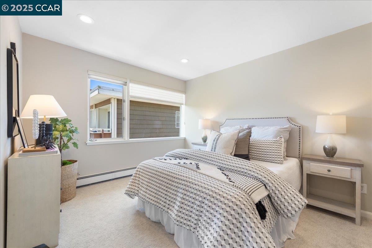2601 College Ave # 301, Berkeley, California 94704, 2 Bedrooms Bedrooms, 4 Rooms Rooms,2 BathroomsBathrooms,Residential,For Sale,2601 College Ave # 301,41102383