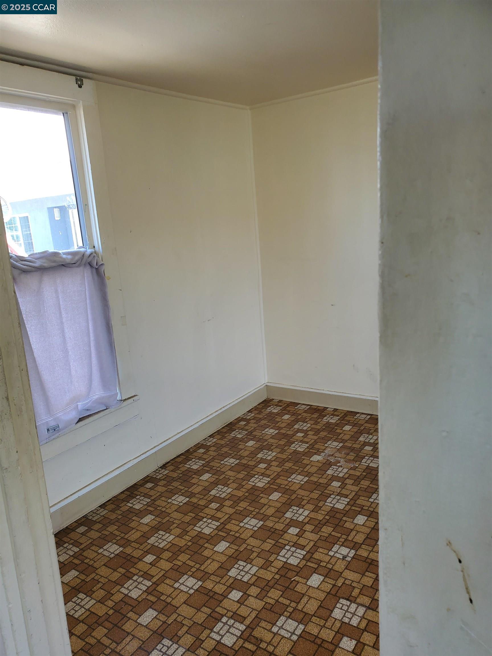 Detail Gallery Image 7 of 11 For 3622 Natalie Ct, Richmond,  CA 94805 - 1 Beds | 1 Baths