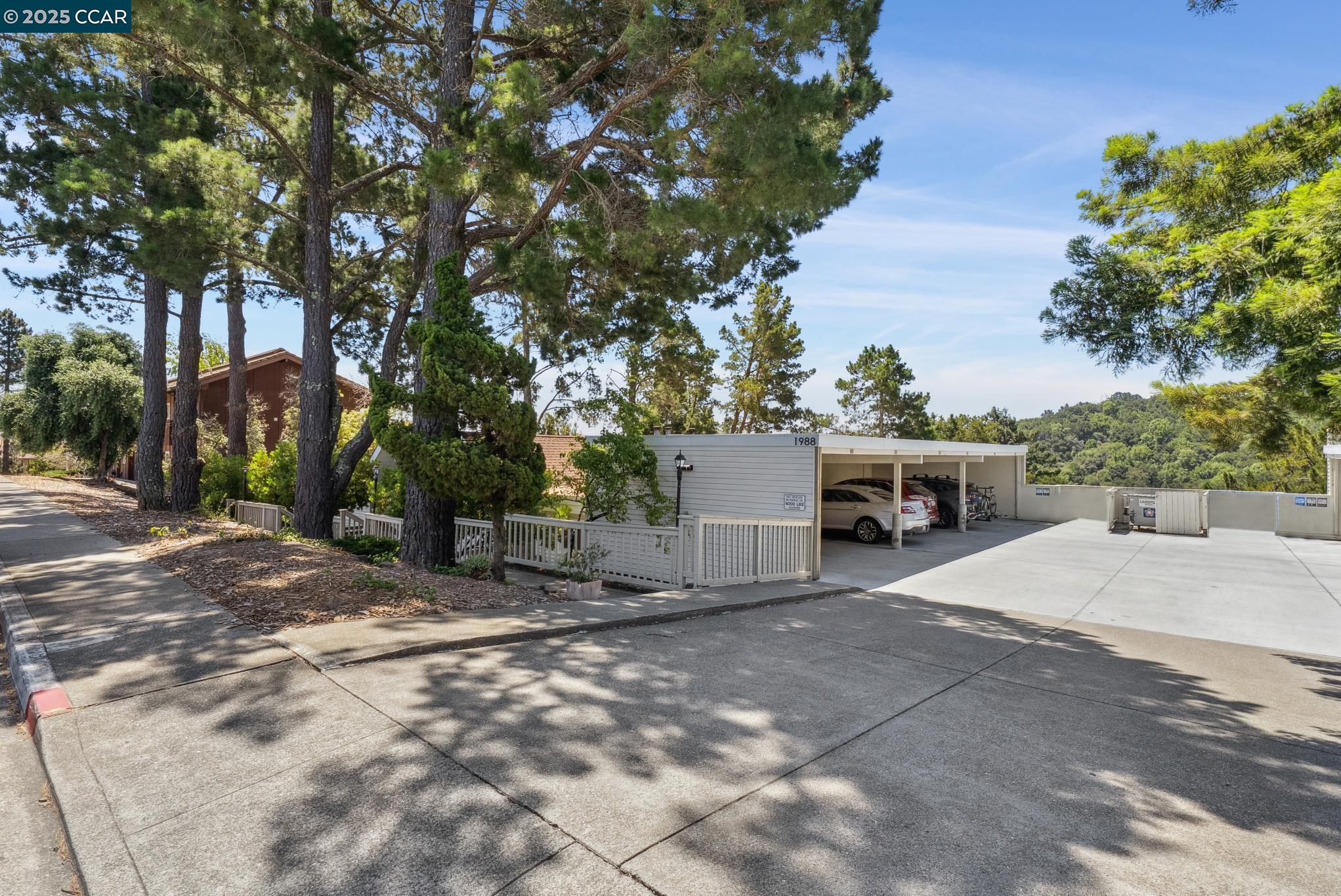 Photo #35: 41102387 Listing: Photo #35