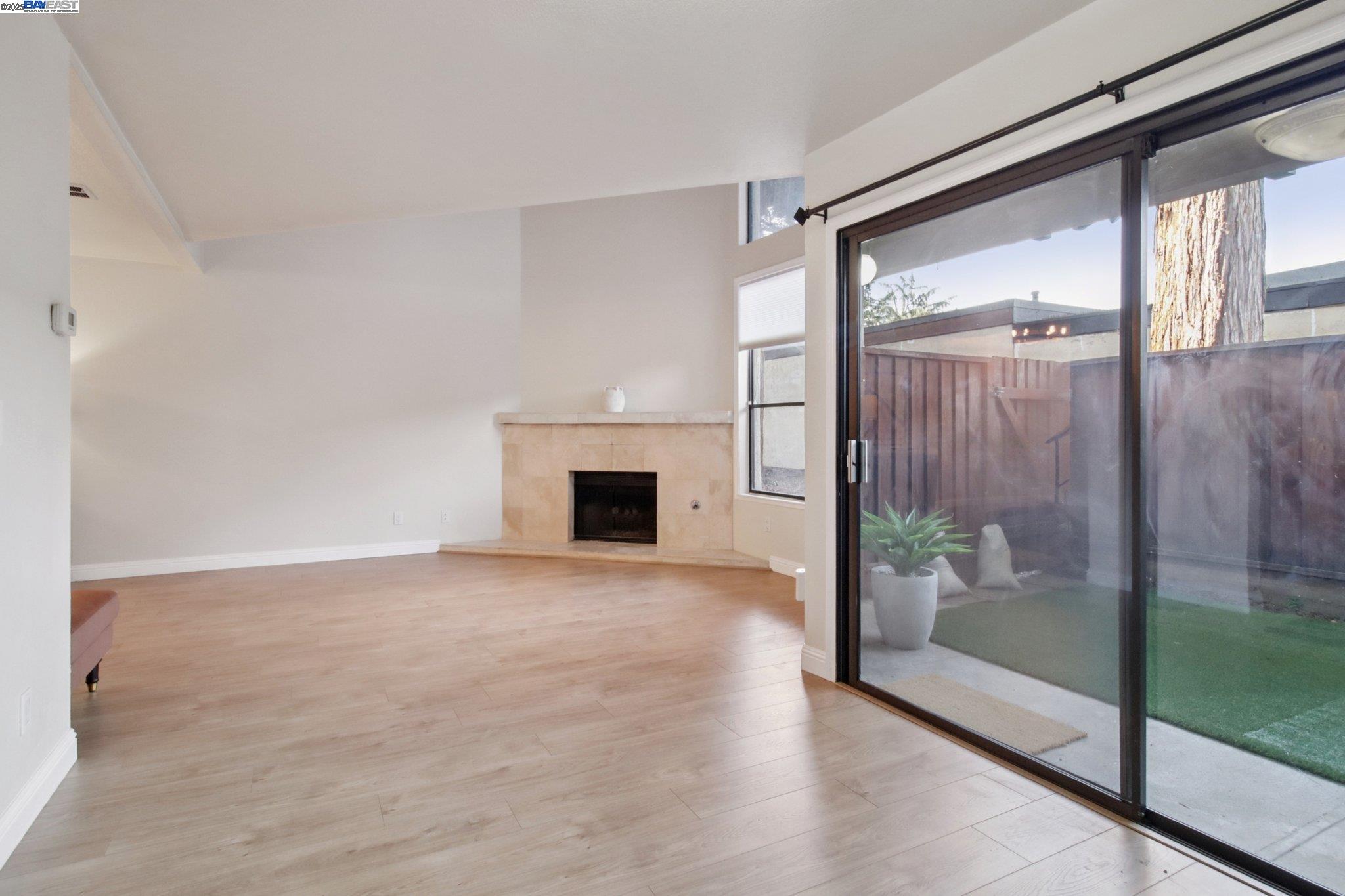 Photo #11: 41102393 Listing: Photo #11