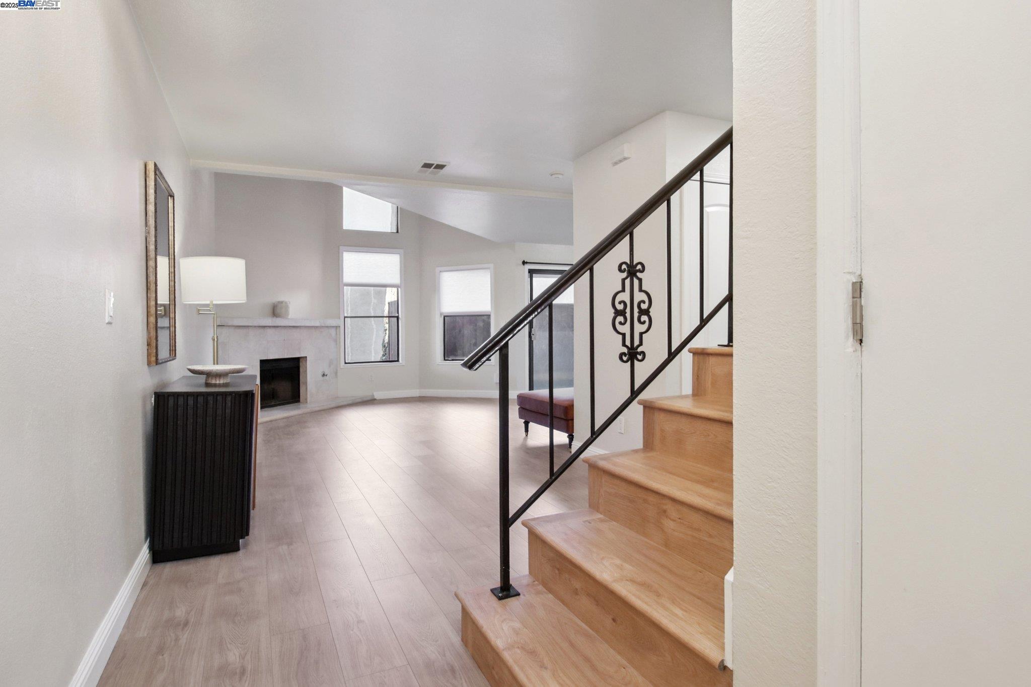 Photo #8: 41102393 Listing: Photo #8