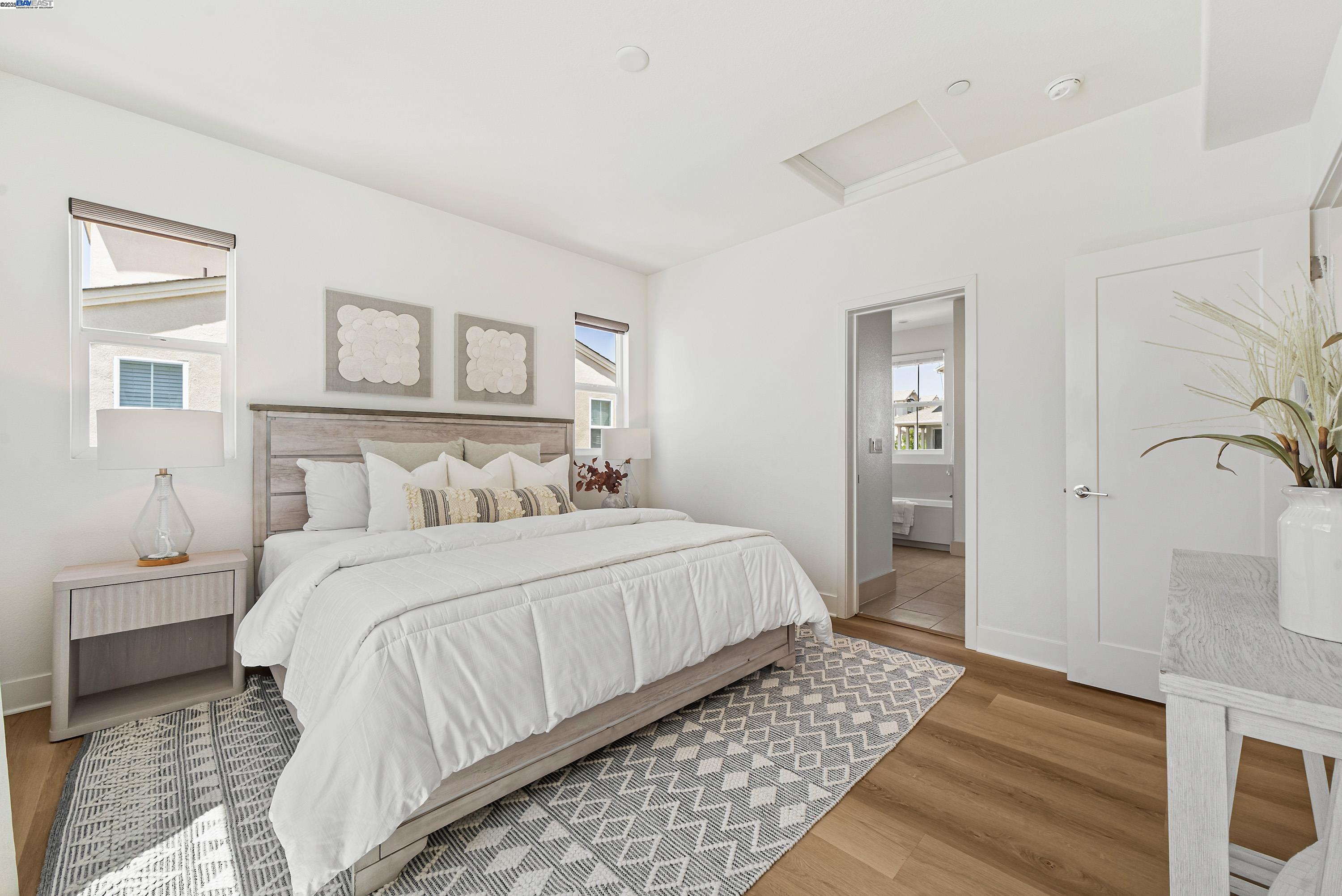 Detail Gallery Image 15 of 48 For 8512 Bayshores Ave, Newark,  CA 94560 - 4 Beds | 3 Baths