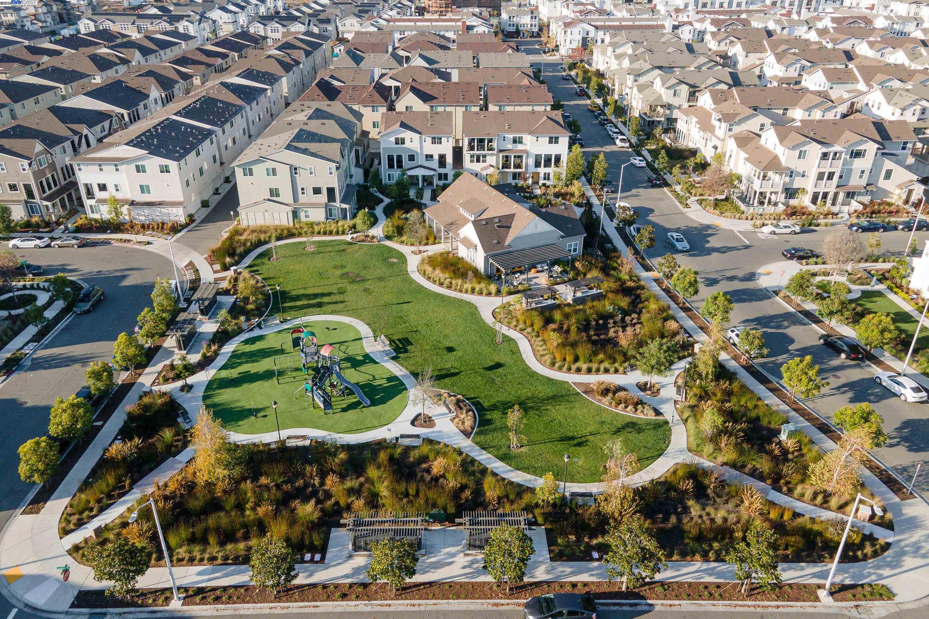 Detail Gallery Image 45 of 48 For 8512 Bayshores Ave, Newark,  CA 94560 - 4 Beds | 3 Baths