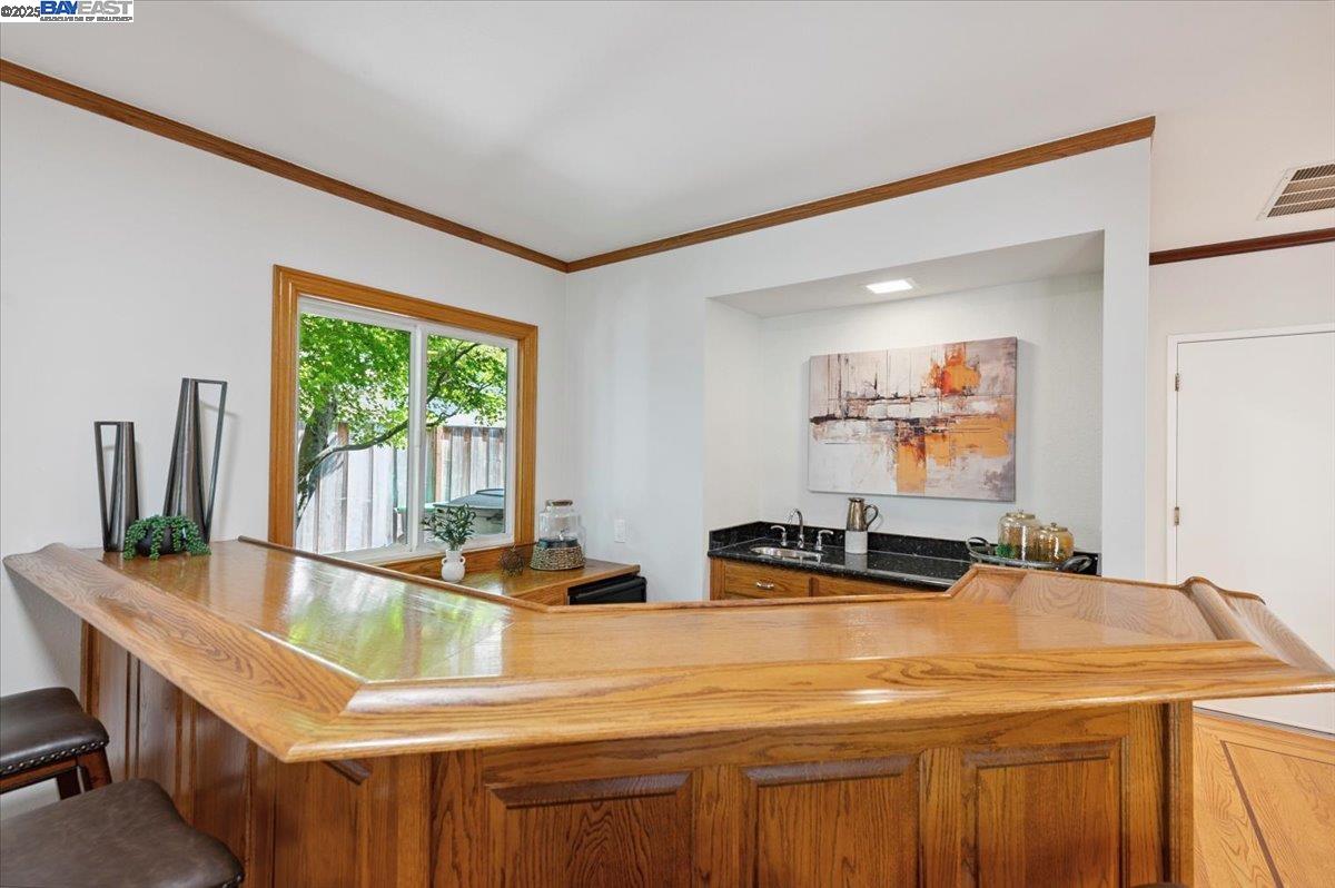Detail Gallery Image 22 of 40 For 3284 Omega Cir, Pleasanton,  CA 94588 - 4 Beds | 2/1 Baths