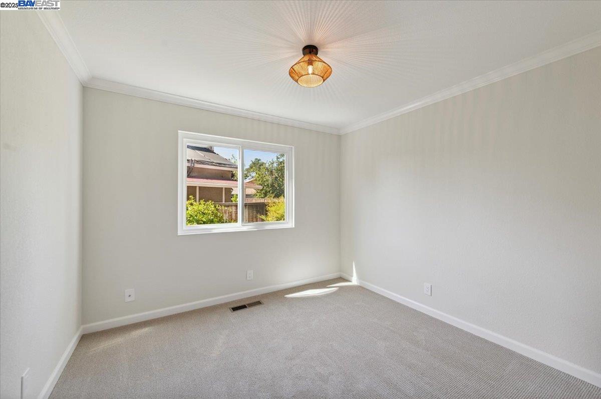 Detail Gallery Image 32 of 40 For 3284 Omega Cir, Pleasanton,  CA 94588 - 4 Beds | 2/1 Baths