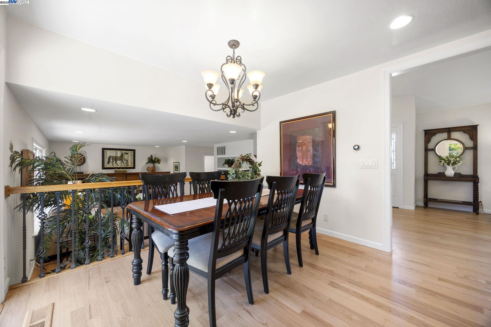Detail Gallery Image 17 of 48 For 973 Chemise Dr, San Jose,  CA 95136 - 4 Beds | 2/1 Baths