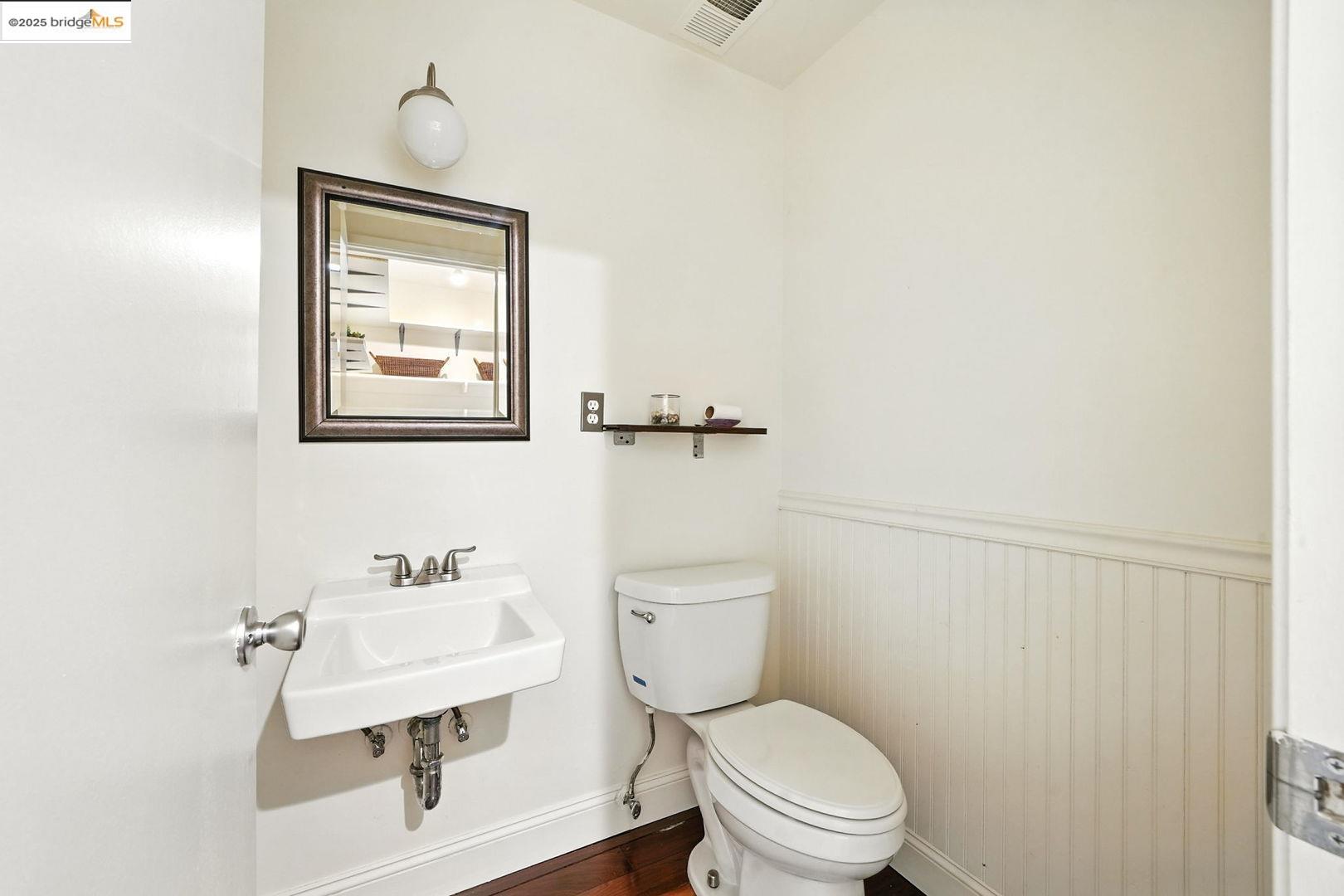 Photo #8: 41102399 Listing: Photo #8