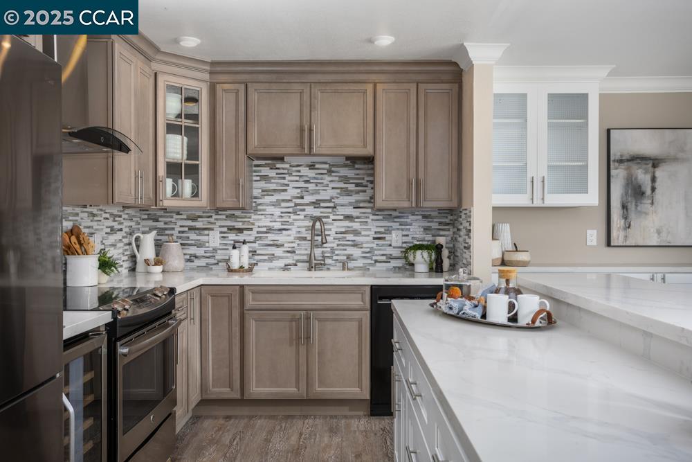 Photo #4: 41102401 Listing 