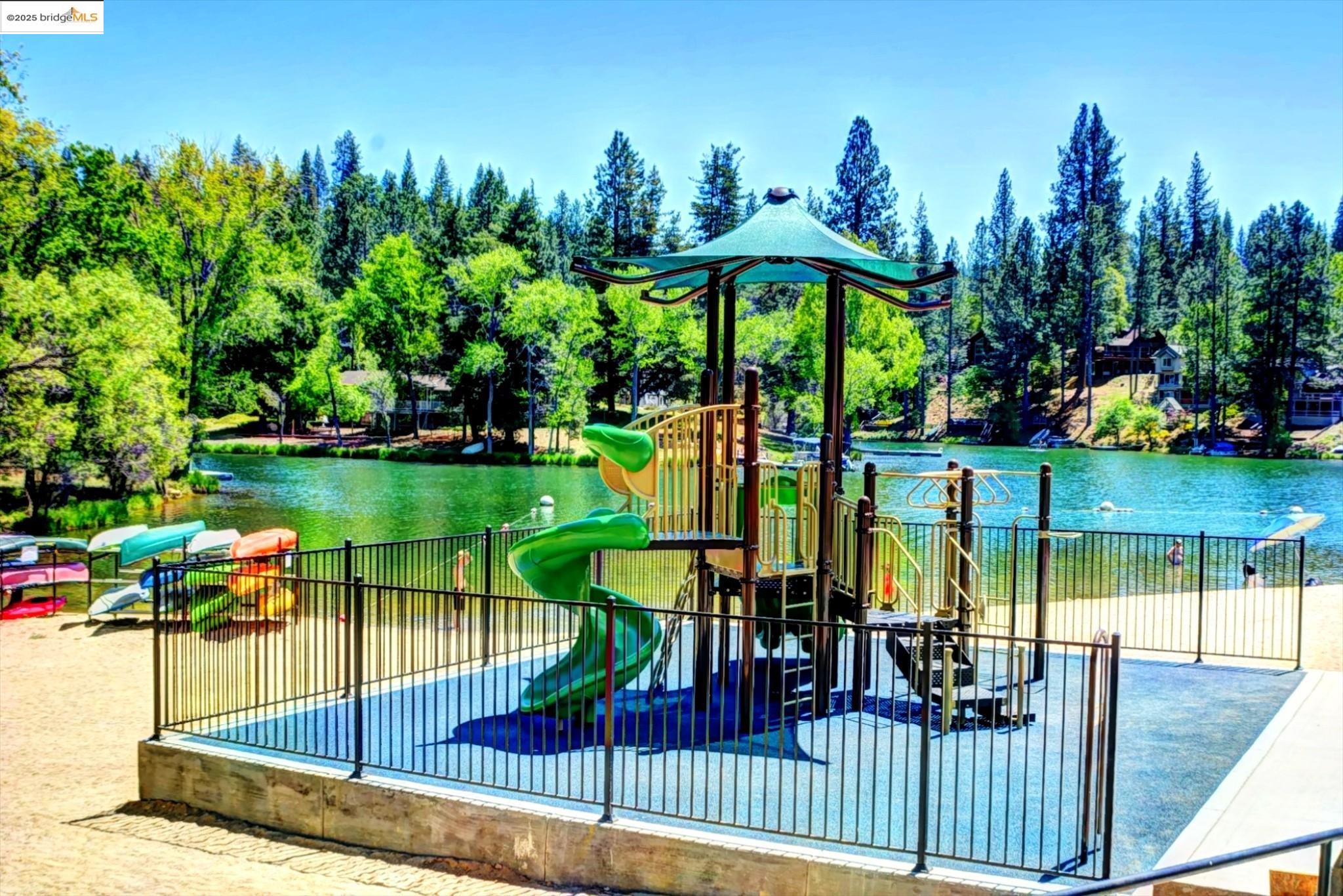 Detail Gallery Image 39 of 40 For 13061 Mokelumne Circle, Groveland,  CA 95321 - 3 Beds | 2 Baths
