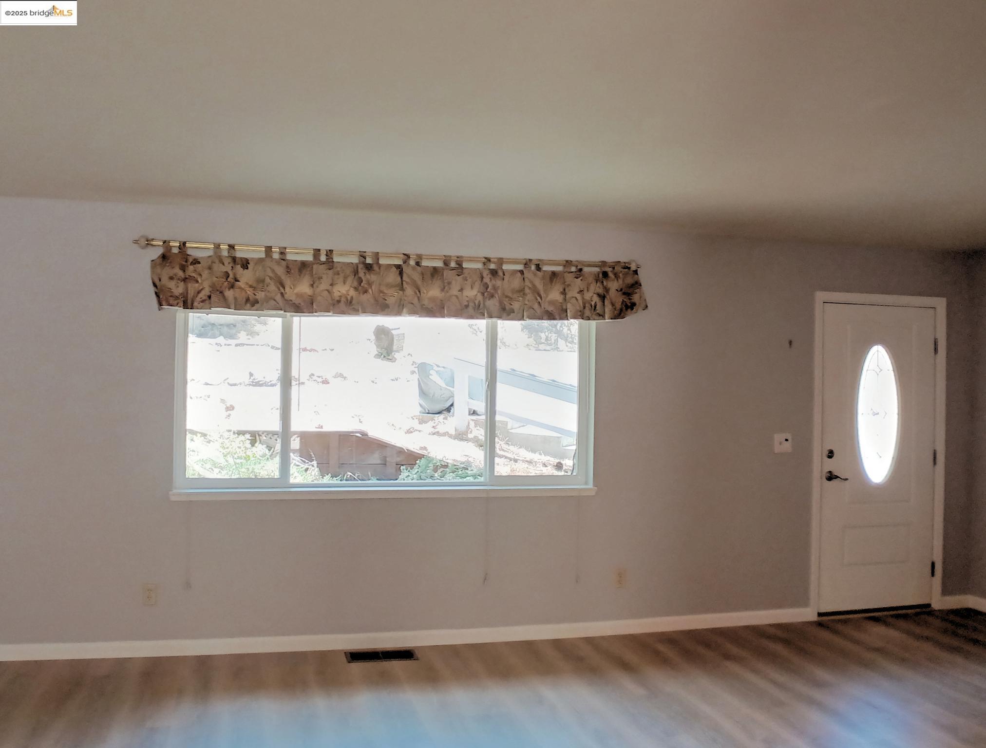 Detail Gallery Image 5 of 40 For 13061 Mokelumne Circle, Groveland,  CA 95321 - 3 Beds | 2 Baths