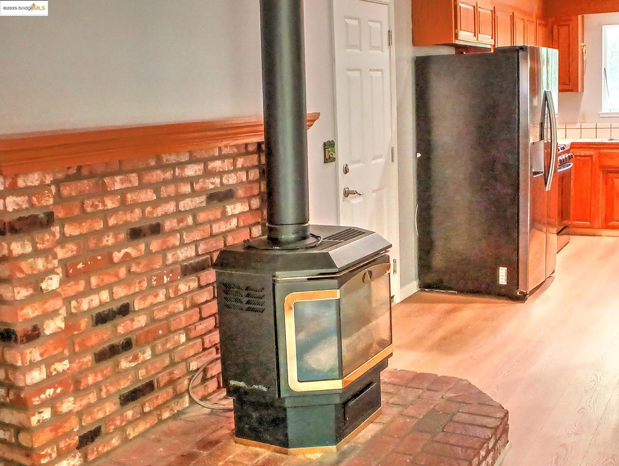 Detail Gallery Image 7 of 40 For 13061 Mokelumne Circle, Groveland,  CA 95321 - 3 Beds | 2 Baths