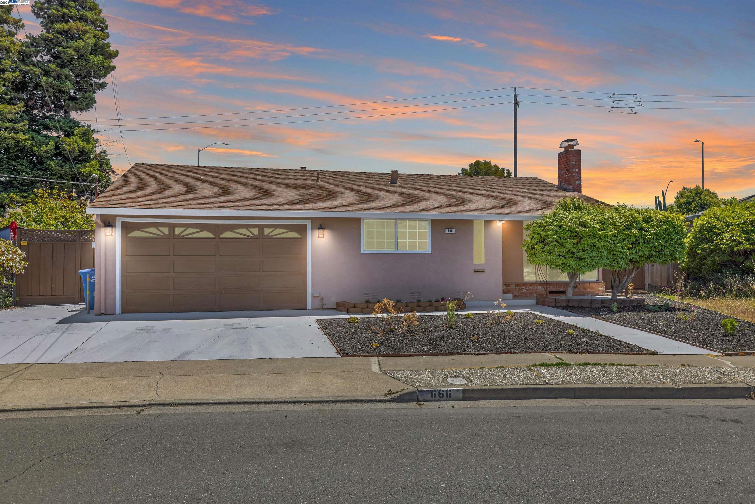 Thumbnail for 666 Bluefield Ln, Hayward, CA 94541