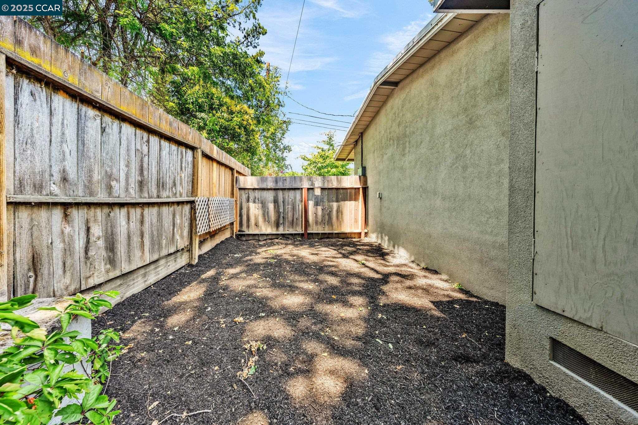 Detail Gallery Image 20 of 32 For 121 School Ln, Walnut Creek,  CA 94597 - 2 Beds | 1 Baths