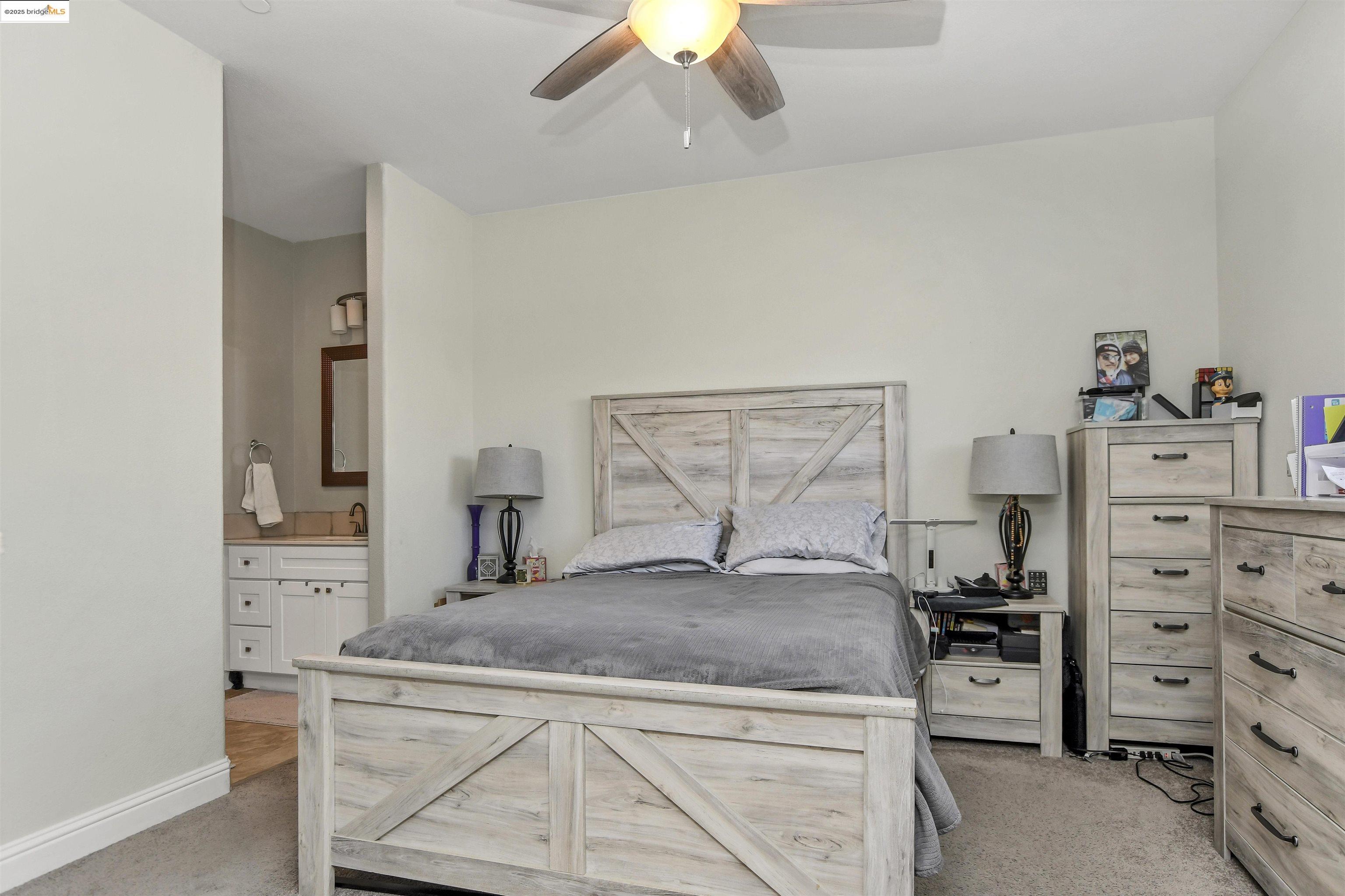 Detail Gallery Image 15 of 33 For 9409 Carter Ct, Stockton,  CA 95209 - 4 Beds | 2/1 Baths