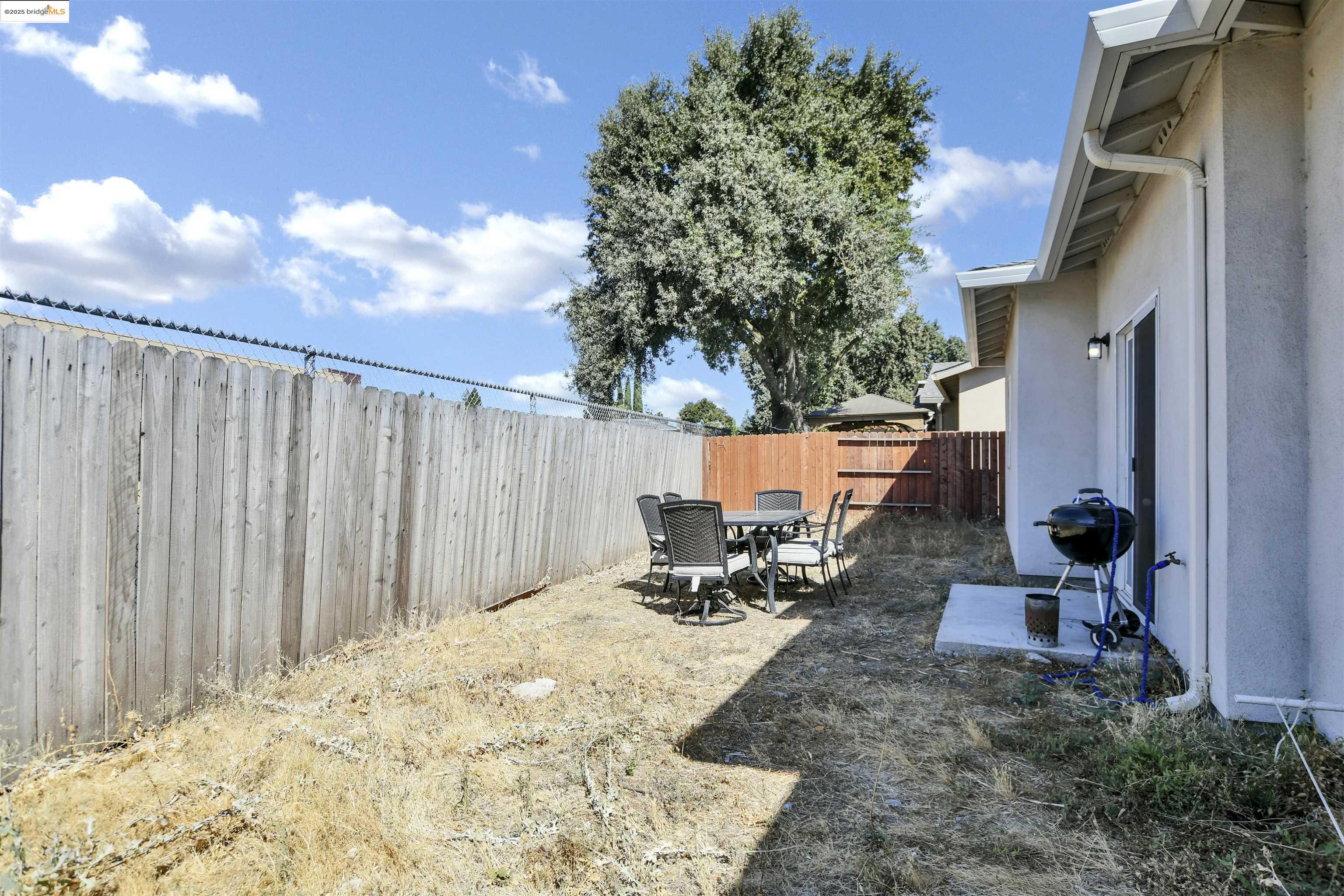 Detail Gallery Image 28 of 33 For 9409 Carter Ct, Stockton,  CA 95209 - 4 Beds | 2/1 Baths