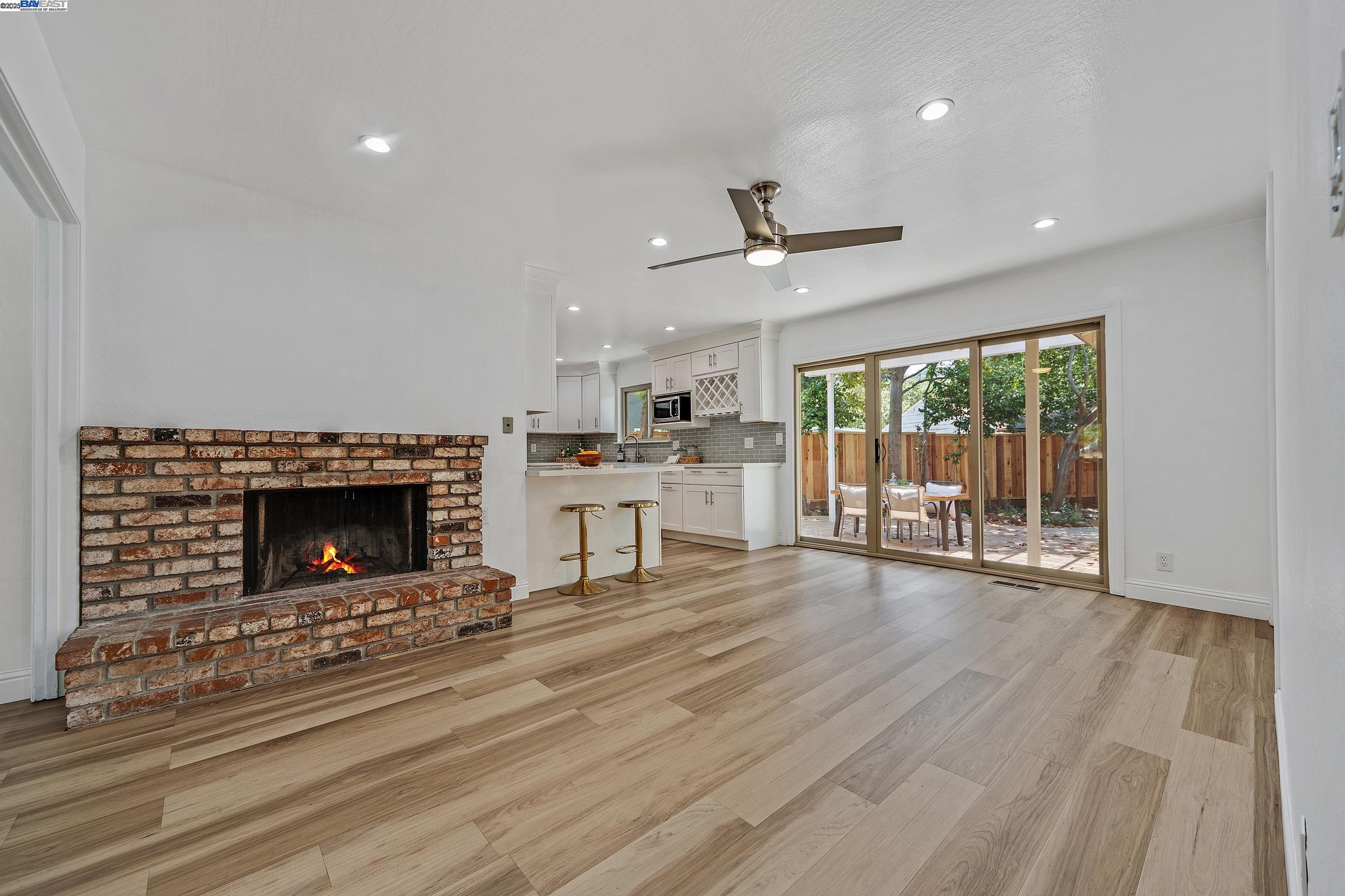Detail Gallery Image 14 of 34 For 4780 Bruno Rd, El Sobrante,  CA 94803-3202 - 3 Beds | 2 Baths