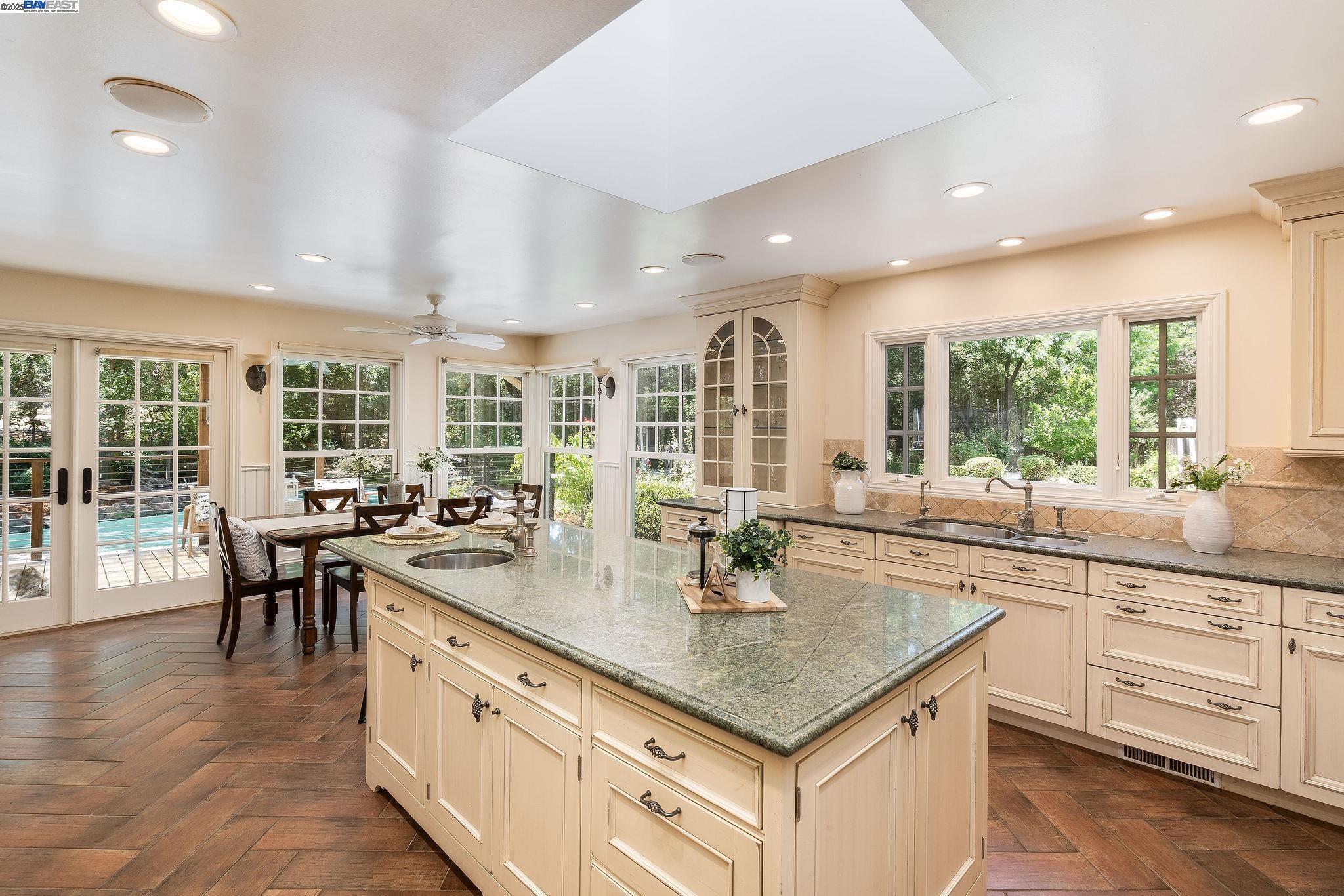 Detail Gallery Image 26 of 55 For 20 Donna Ln, Danville,  CA 94526 - 4 Beds | 2 Baths