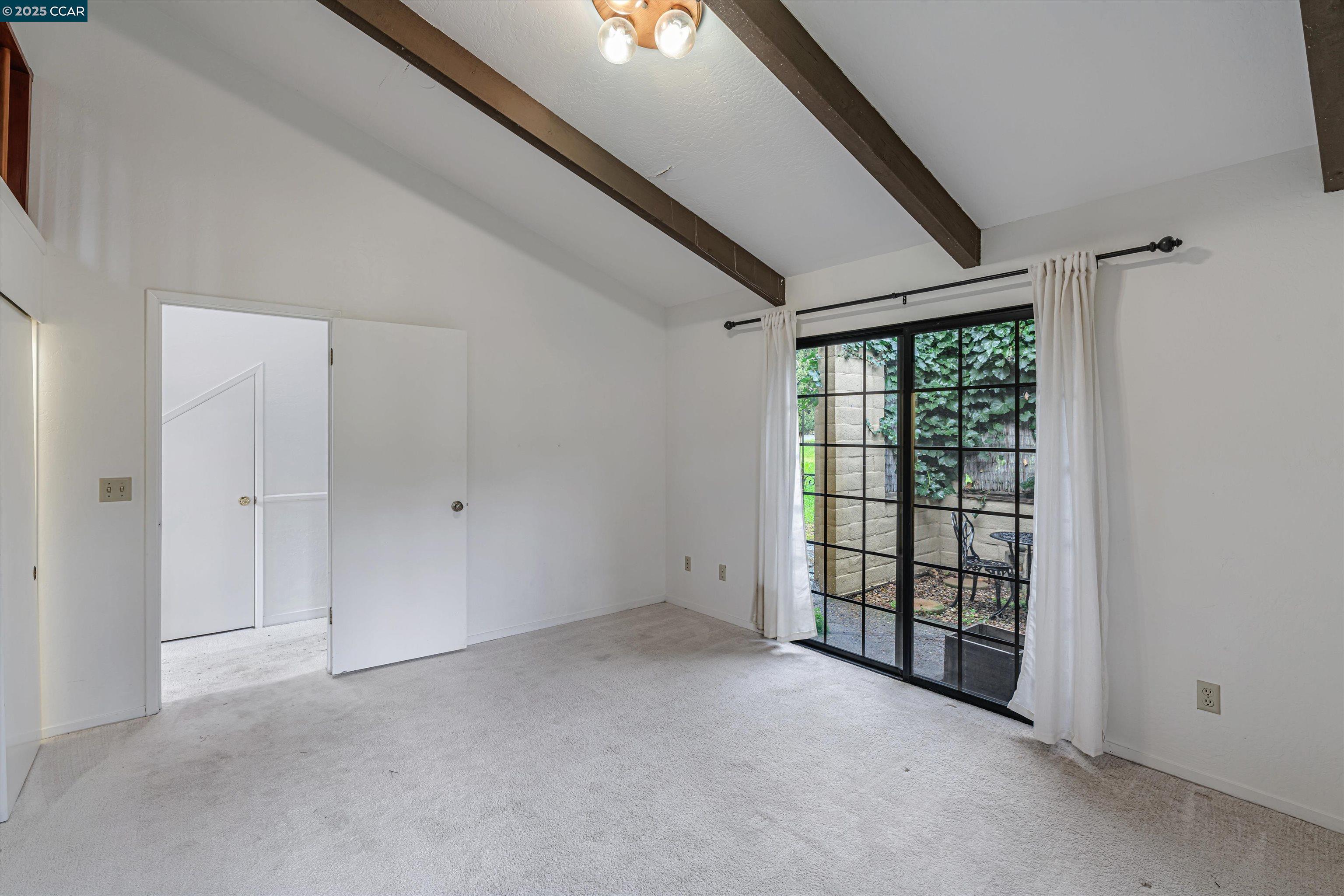 Detail Gallery Image 10 of 48 For 23725 Determine Ln, Monterey,  CA 93940 - 3 Beds | 2 Baths