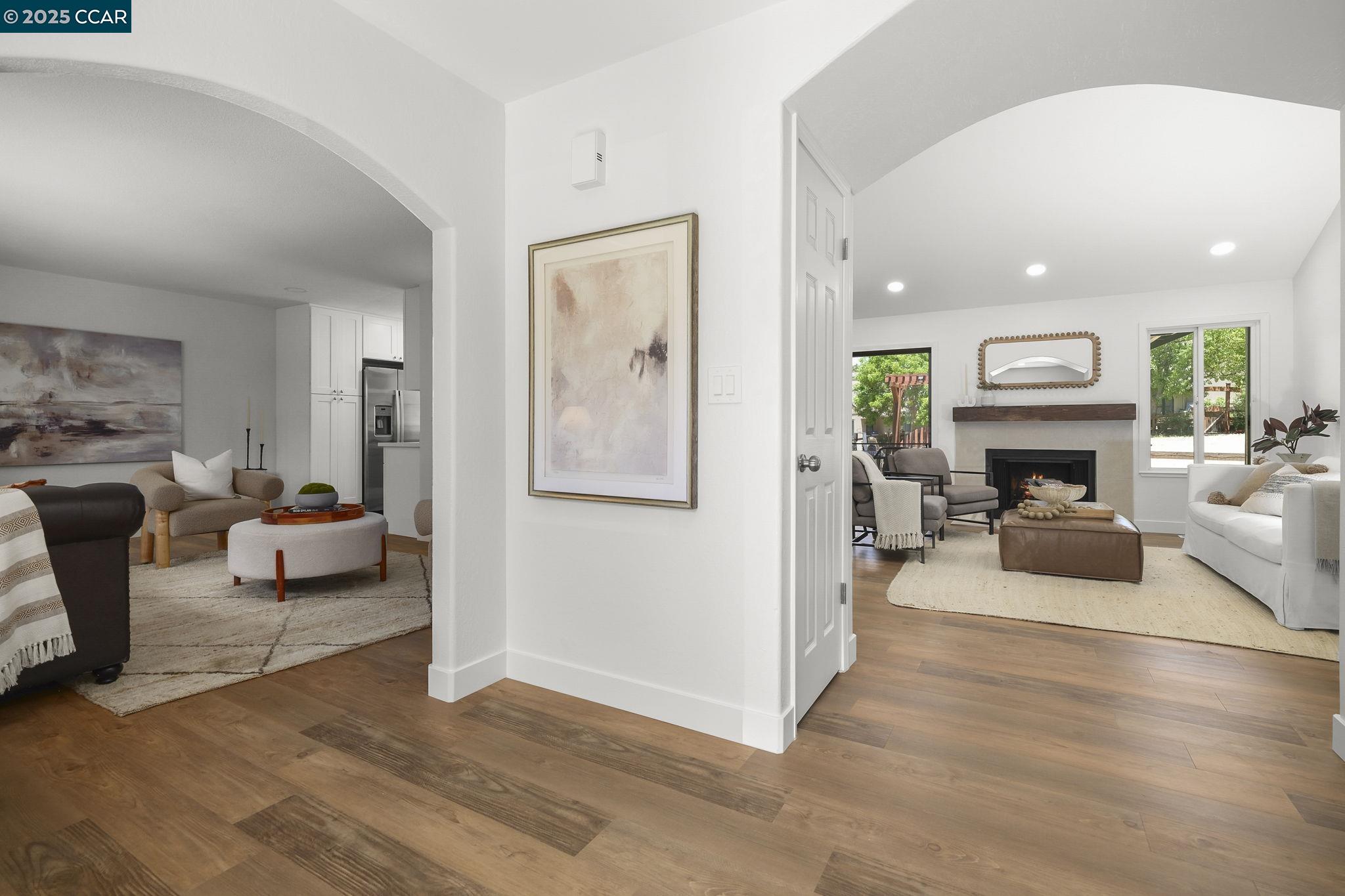 Photo #3: 41102422 Listing 