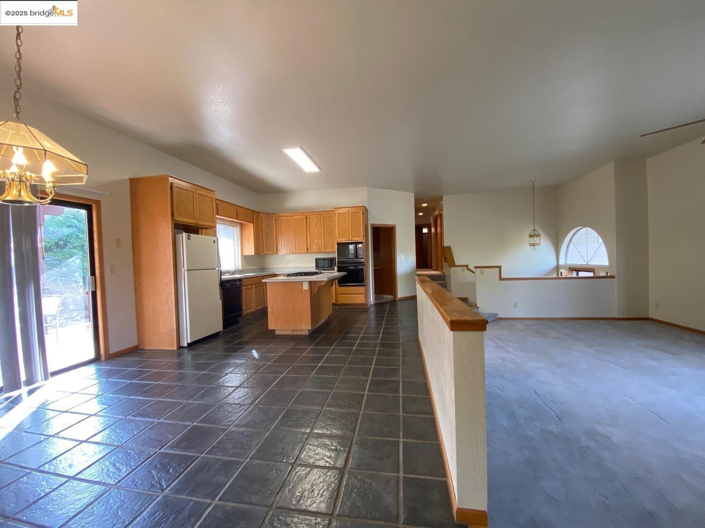 Detail Gallery Image 13 of 37 For 939 Fairway Ct, Murphys,  CA 95247 - 3 Beds | 2 Baths