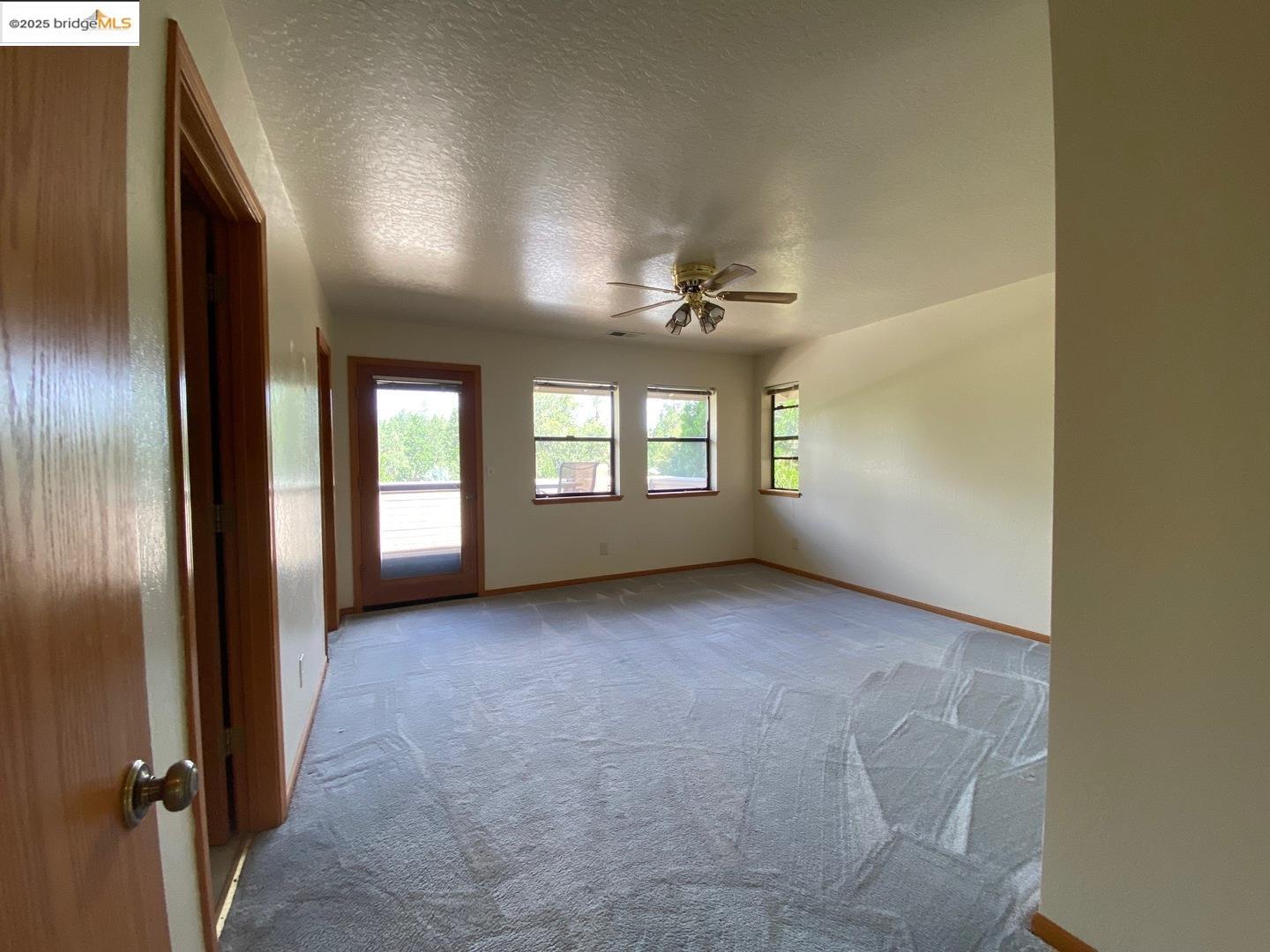 Detail Gallery Image 18 of 37 For 939 Fairway Ct, Murphys,  CA 95247 - 3 Beds | 2 Baths