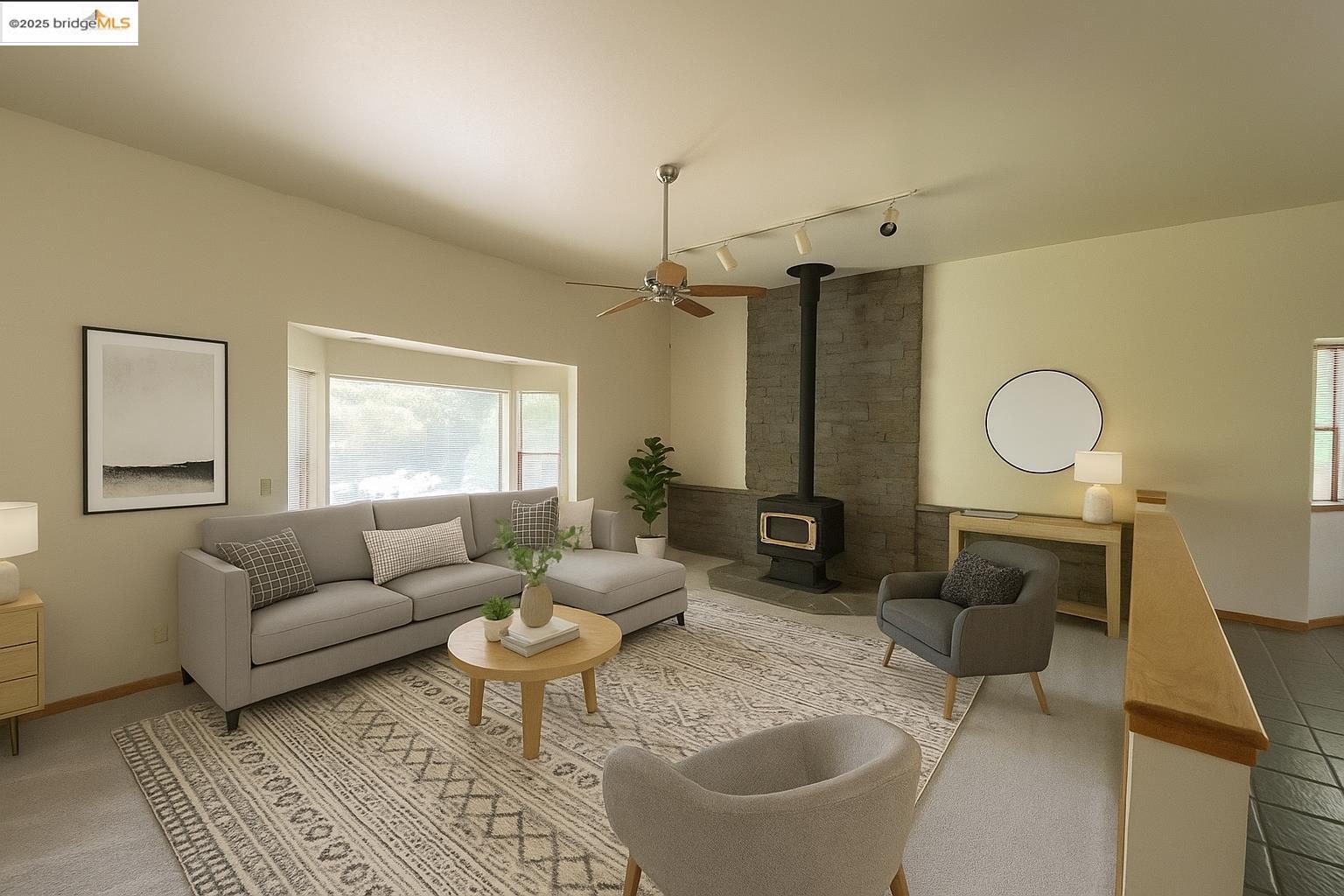 Detail Gallery Image 3 of 40 For 939 Fairway Ct, Murphys,  CA 95247 - 3 Beds | 2 Baths