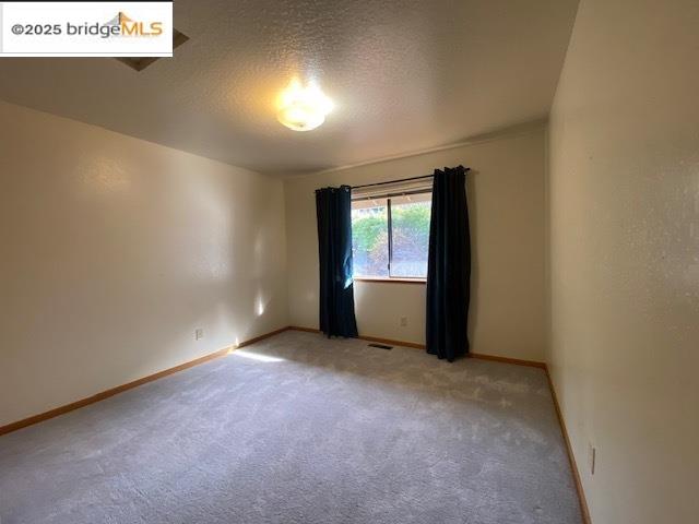 Detail Gallery Image 27 of 37 For 939 Fairway Ct, Murphys,  CA 95247 - 3 Beds | 2 Baths