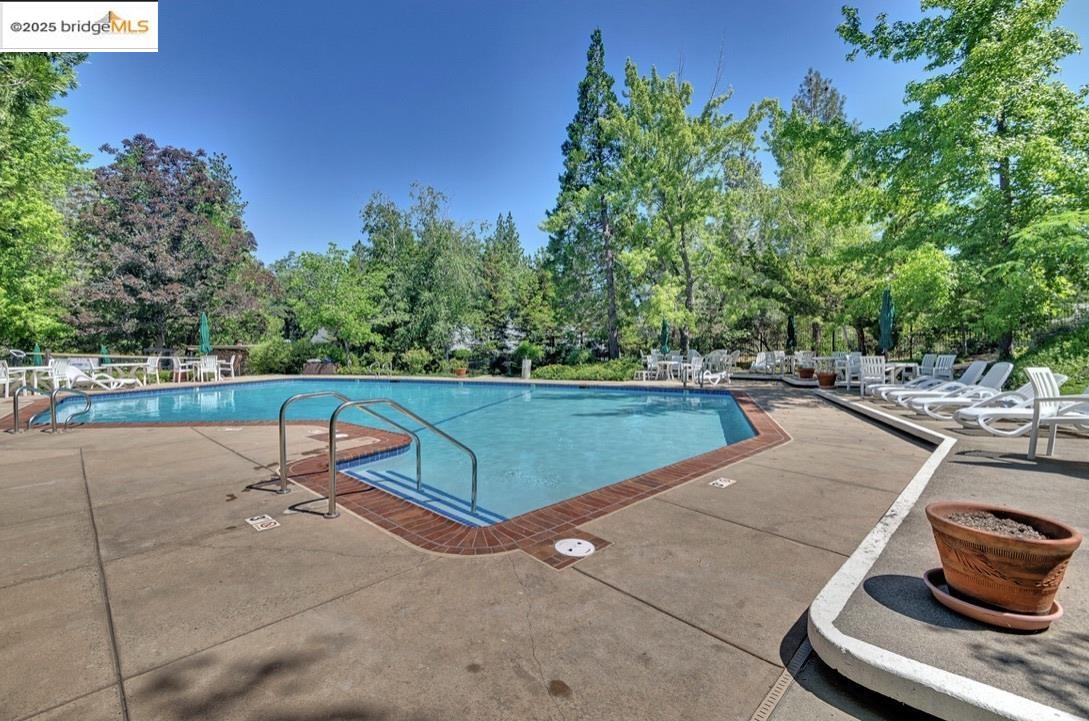 Detail Gallery Image 31 of 37 For 939 Fairway Ct, Murphys,  CA 95247 - 3 Beds | 2 Baths