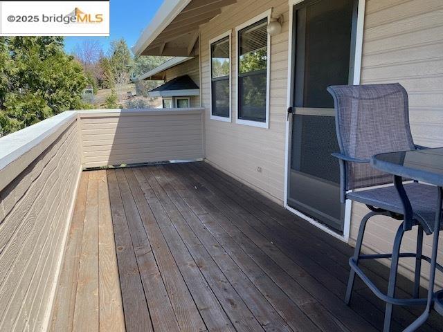 Detail Gallery Image 9 of 37 For 939 Fairway Ct, Murphys,  CA 95247 - 3 Beds | 2 Baths