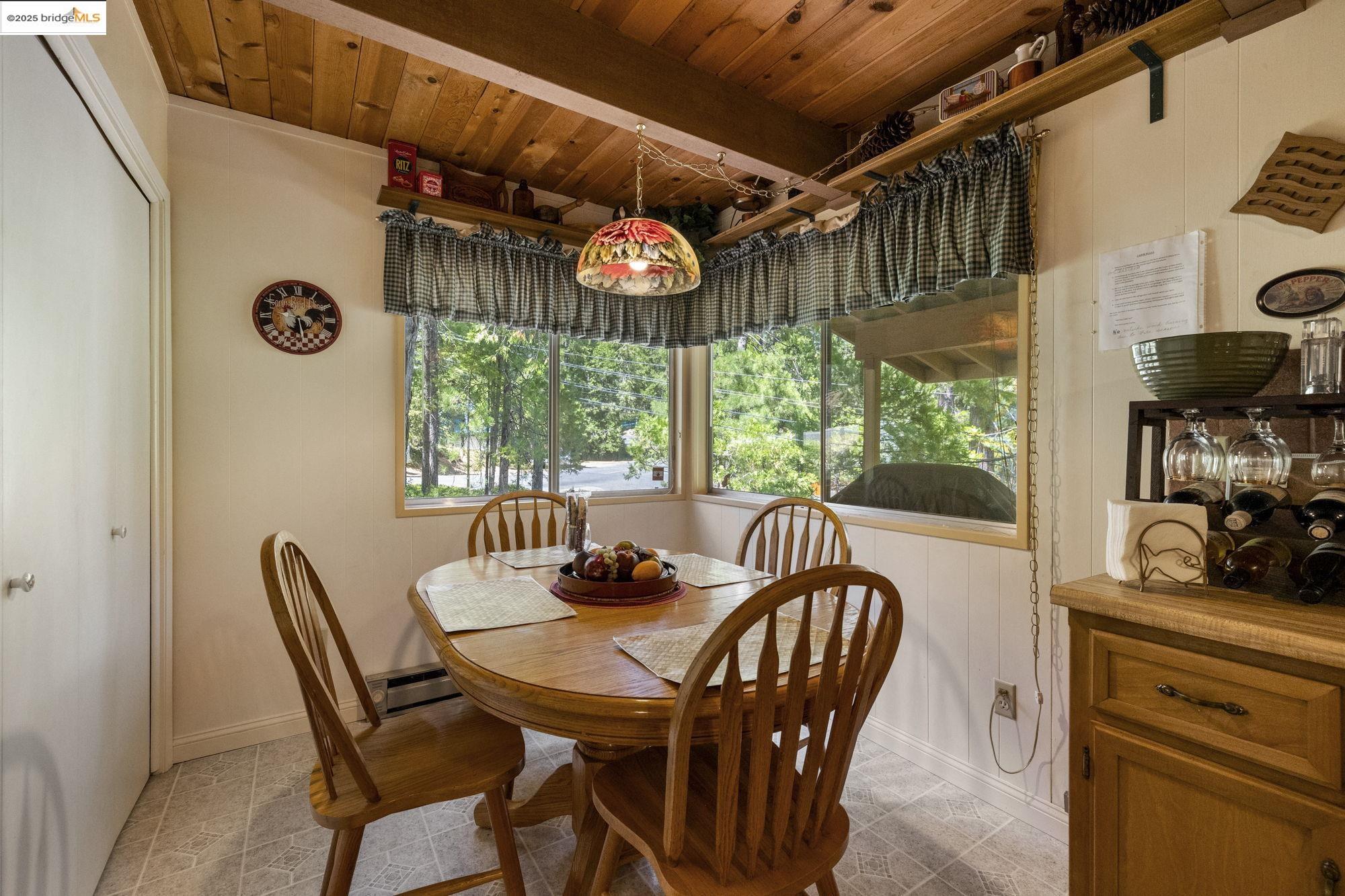 Detail Gallery Image 12 of 29 For 20846 Telele Trail, Mi Wuk Village,  CA 95346 - 3 Beds | 2 Baths