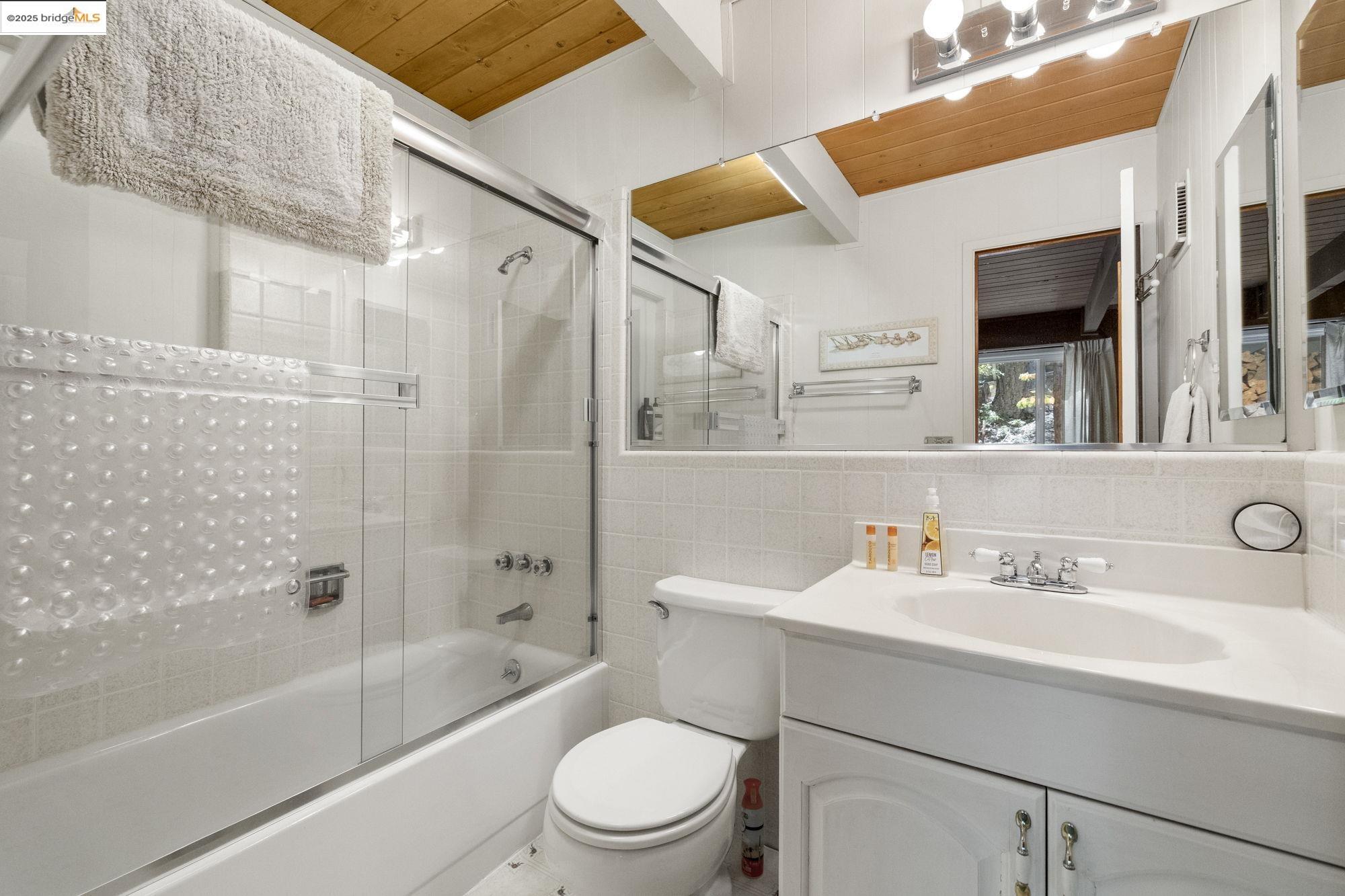 Detail Gallery Image 17 of 29 For 20846 Telele Trail, Mi Wuk Village,  CA 95346 - 3 Beds | 2 Baths