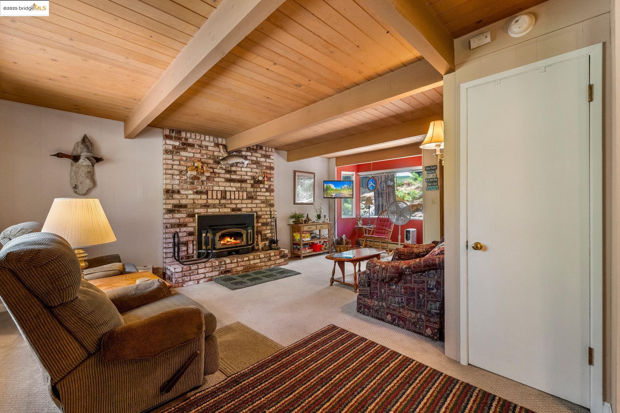 Detail Gallery Image 6 of 29 For 20846 Telele Trail, Mi Wuk Village,  CA 95346 - 3 Beds | 2 Baths