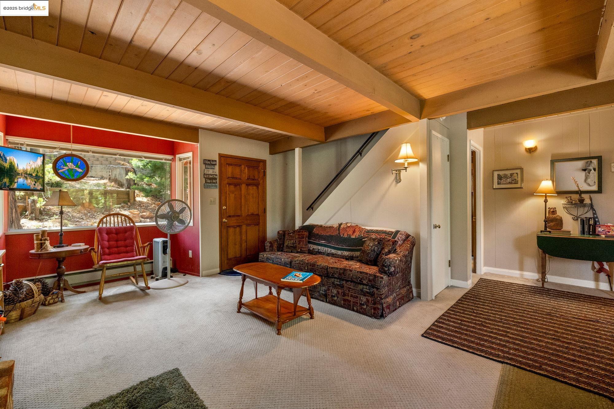 Detail Gallery Image 8 of 29 For 20846 Telele Trail, Mi Wuk Village,  CA 95346 - 3 Beds | 2 Baths