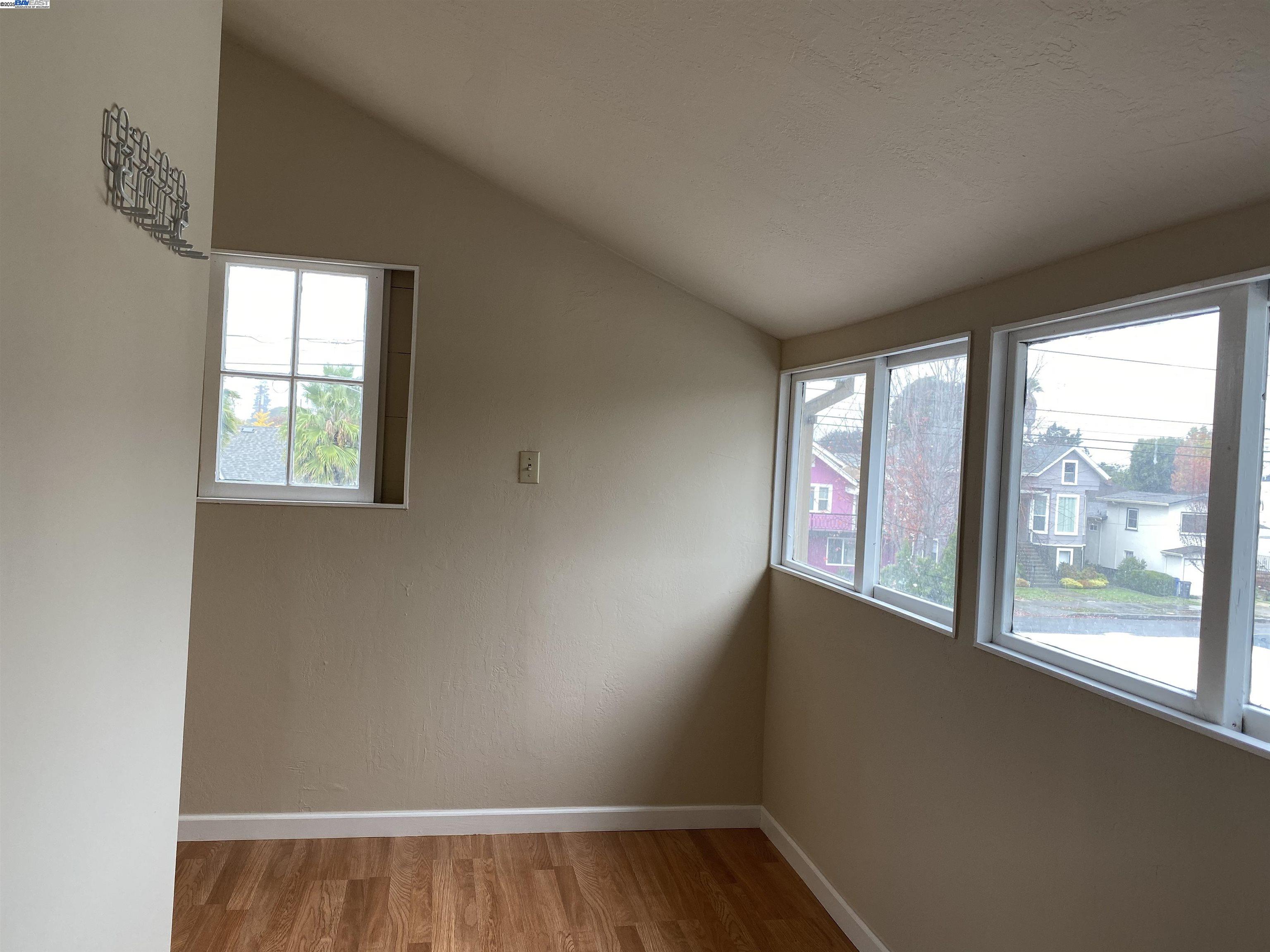 1707 Lincoln Ave # B, Alameda, California 94501, 3 Bedrooms Bedrooms, 8 Rooms Rooms,2 BathroomsBathrooms,Residential Lease,For Rent,1707 Lincoln Ave # B,41102427