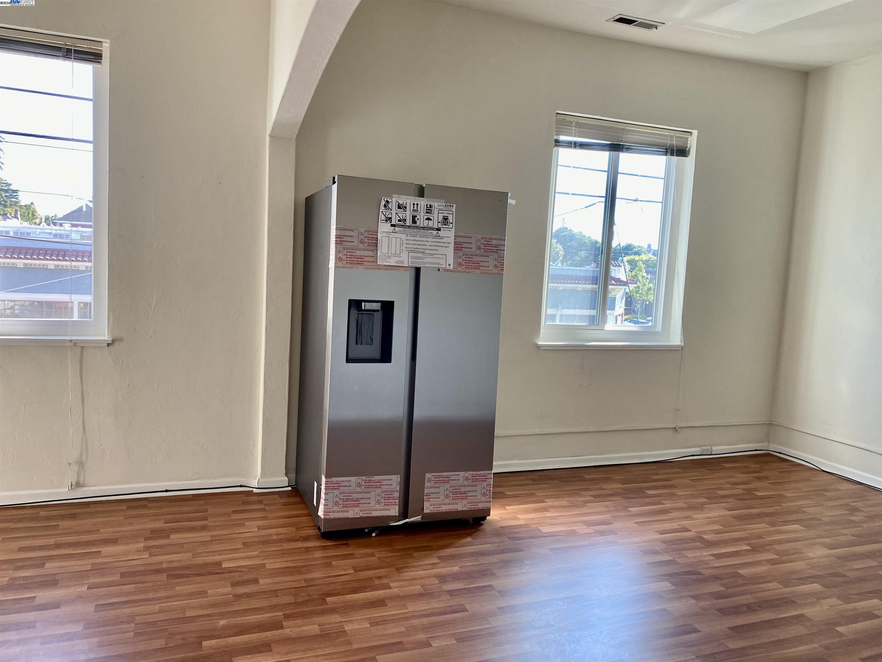 1707 Lincoln Ave # B, Alameda, California 94501, 3 Bedrooms Bedrooms, 8 Rooms Rooms,2 BathroomsBathrooms,Residential Lease,For Rent,1707 Lincoln Ave # B,41102427